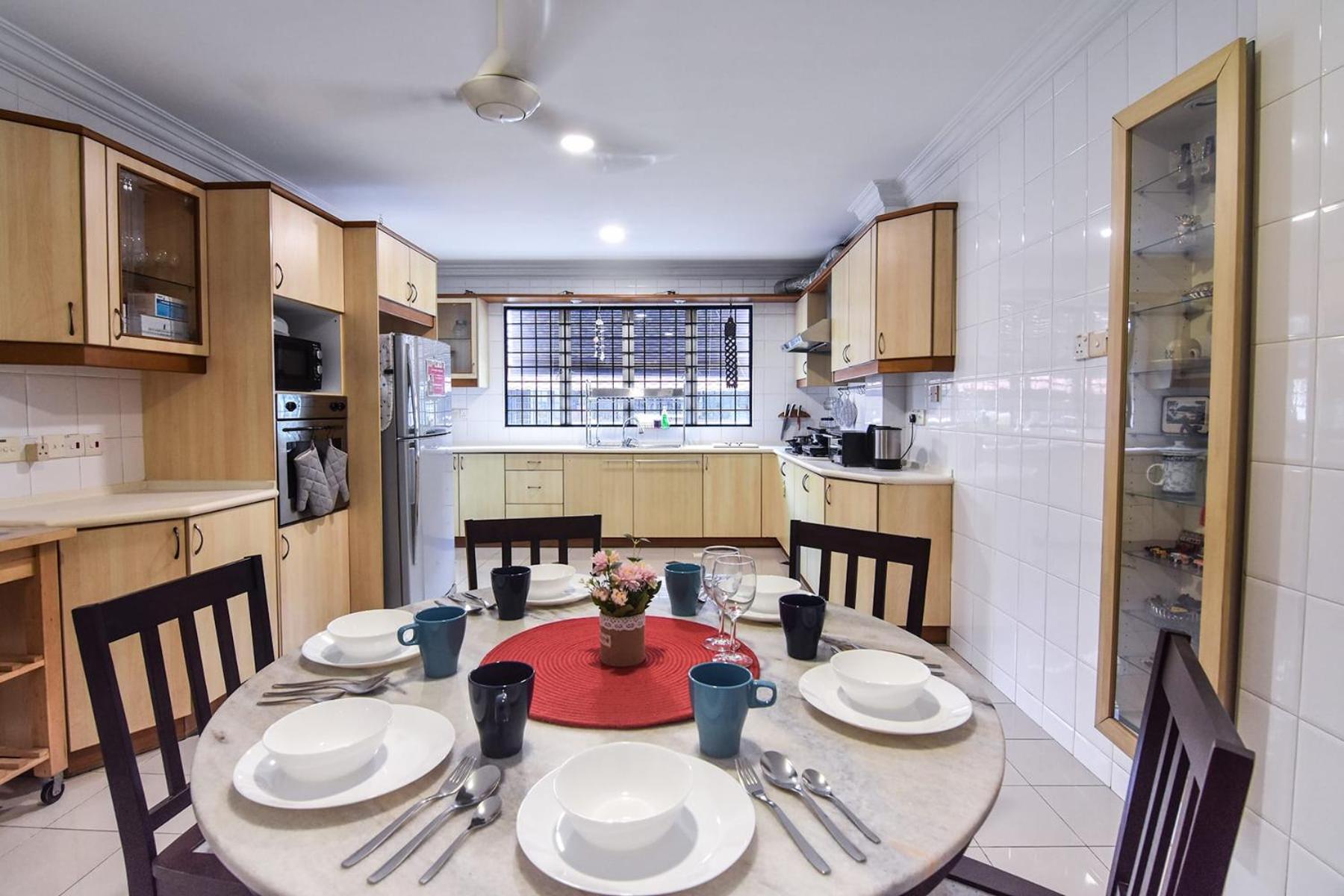 A Chic & Spacious 4BR Home for Family Getaways