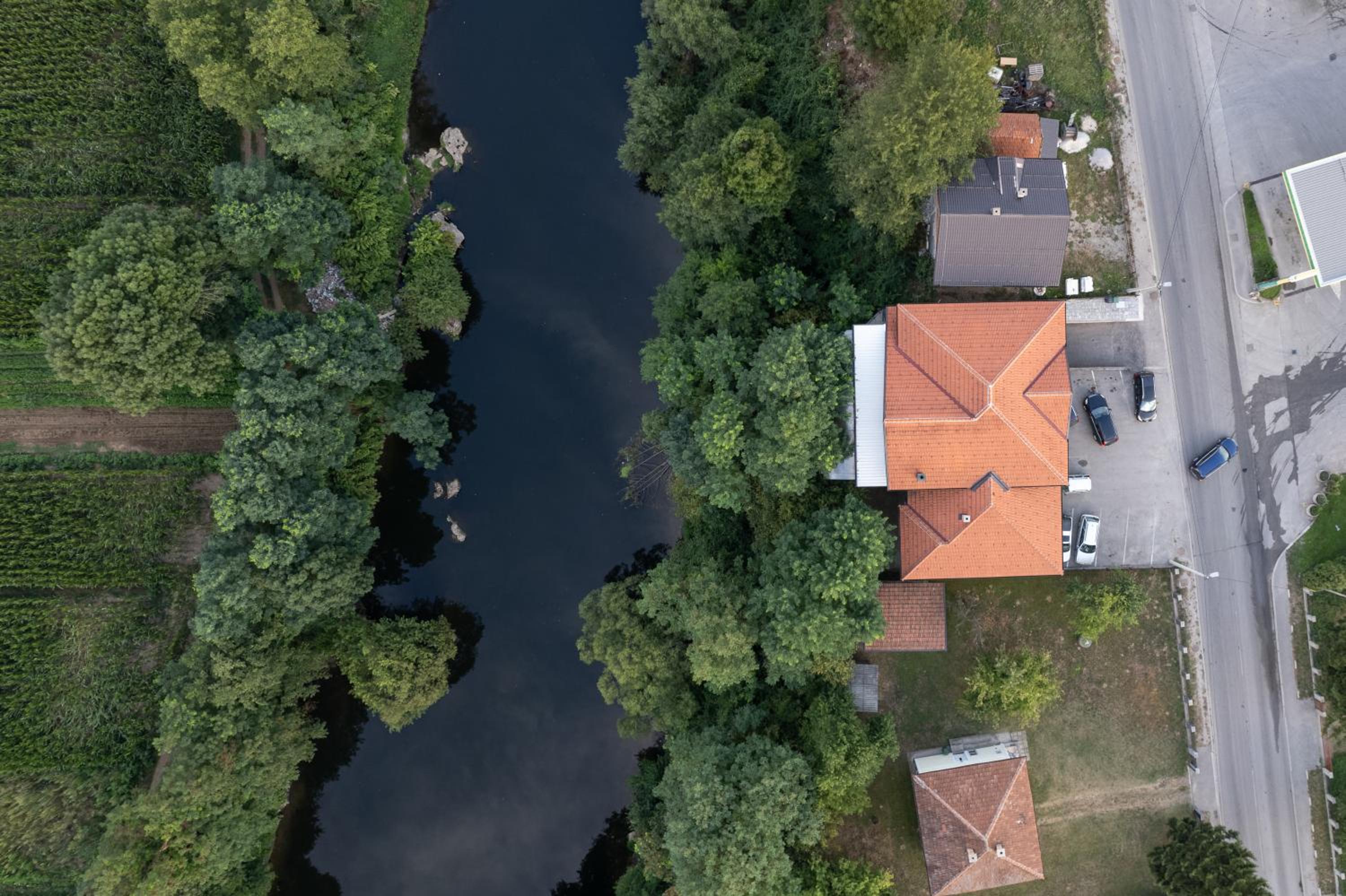Apartments River