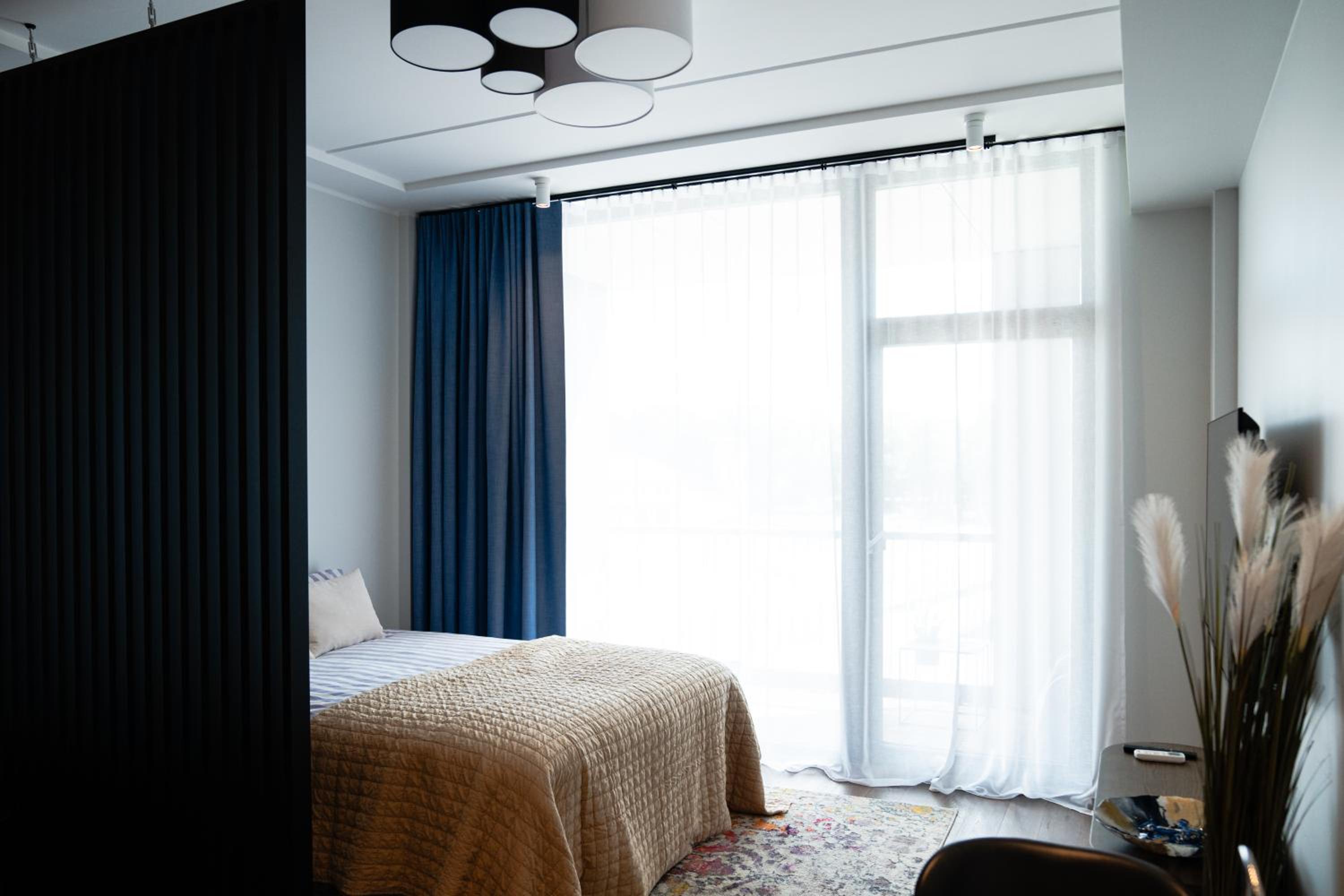 Komeet studio apartment
