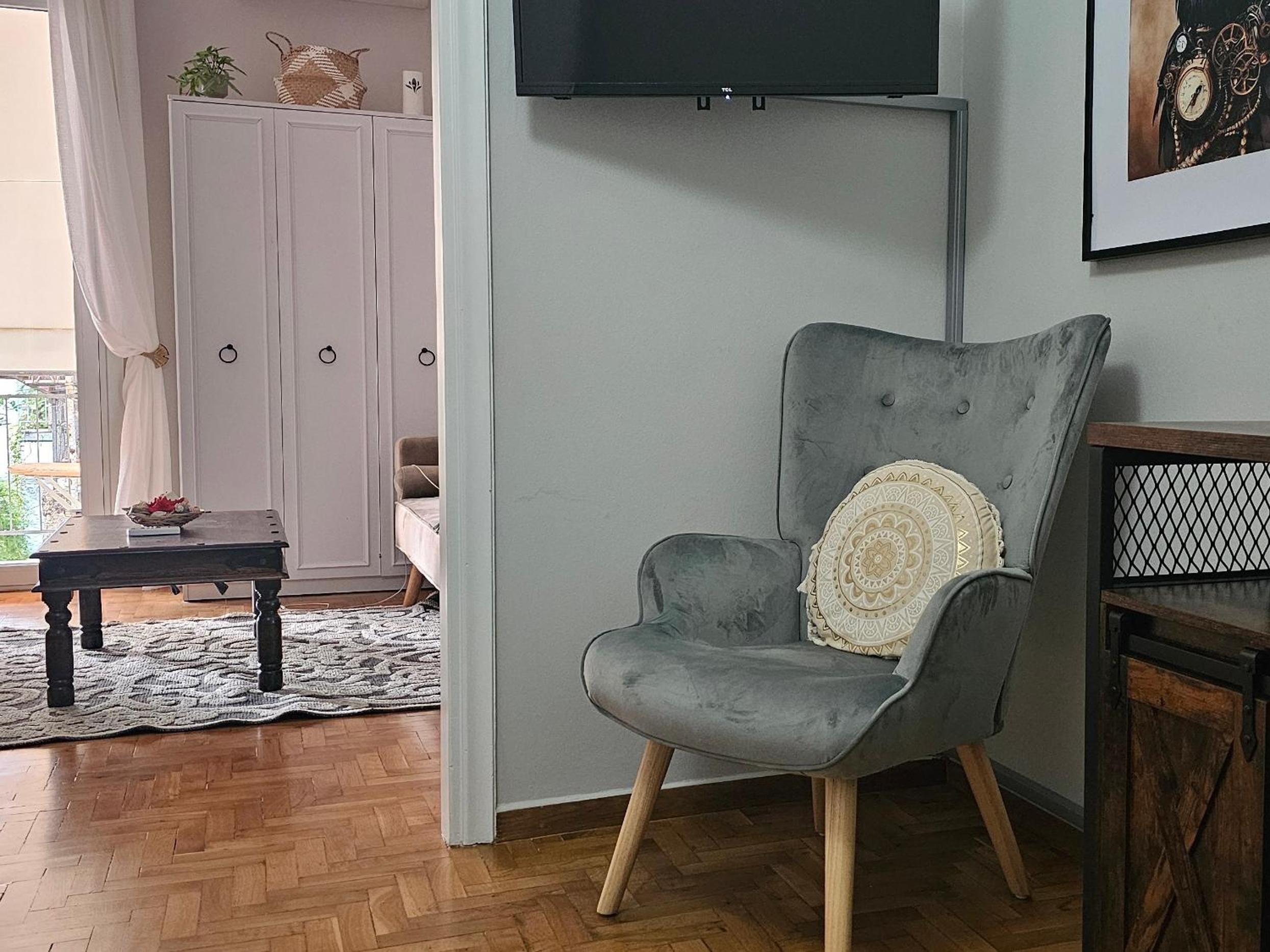 Cozy and quiet apartment , convenient location in Athens