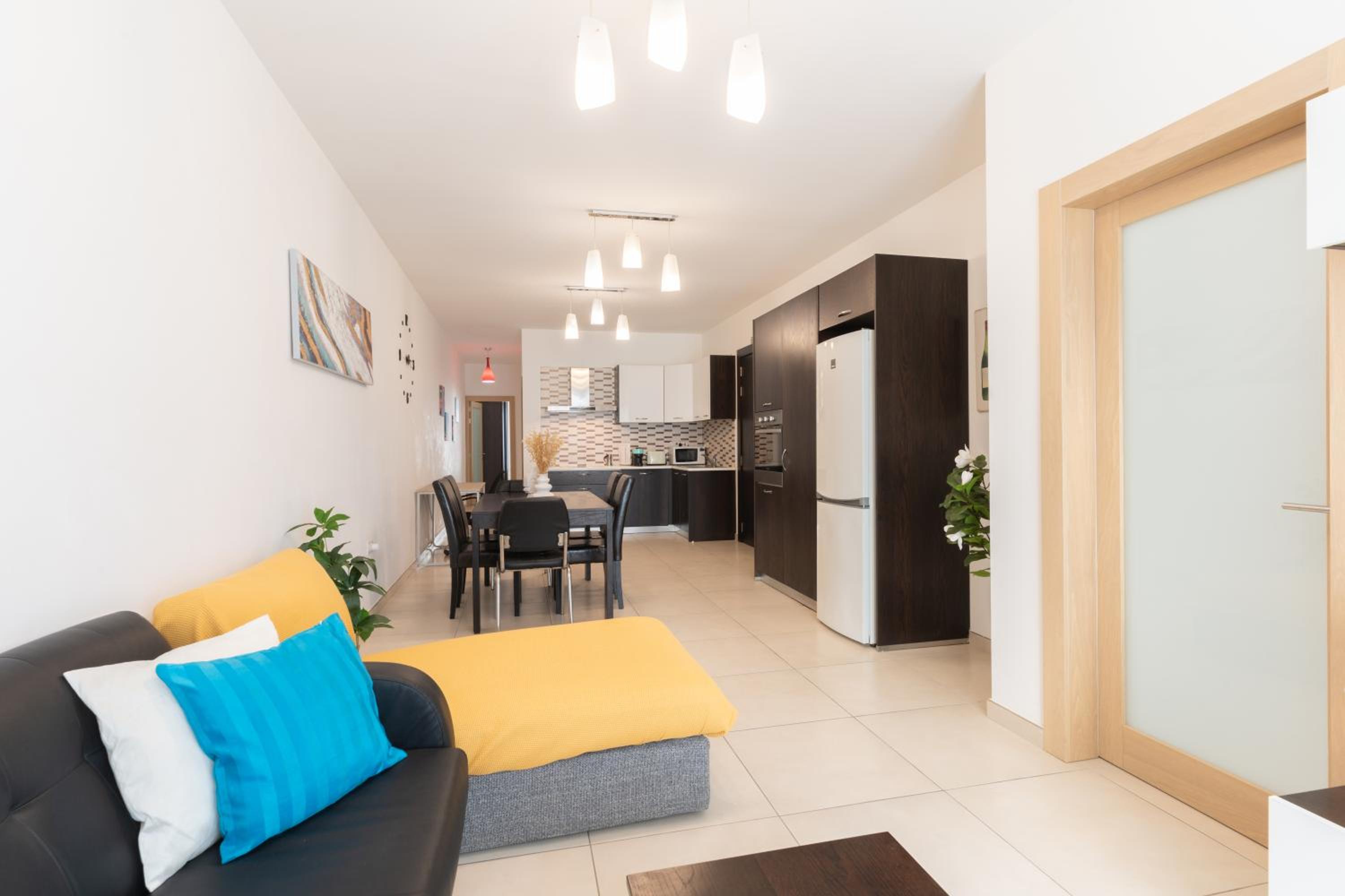 2 Bedroom Apartment with Balcony in St Julians, Paceville, By Vaganza photo 4
