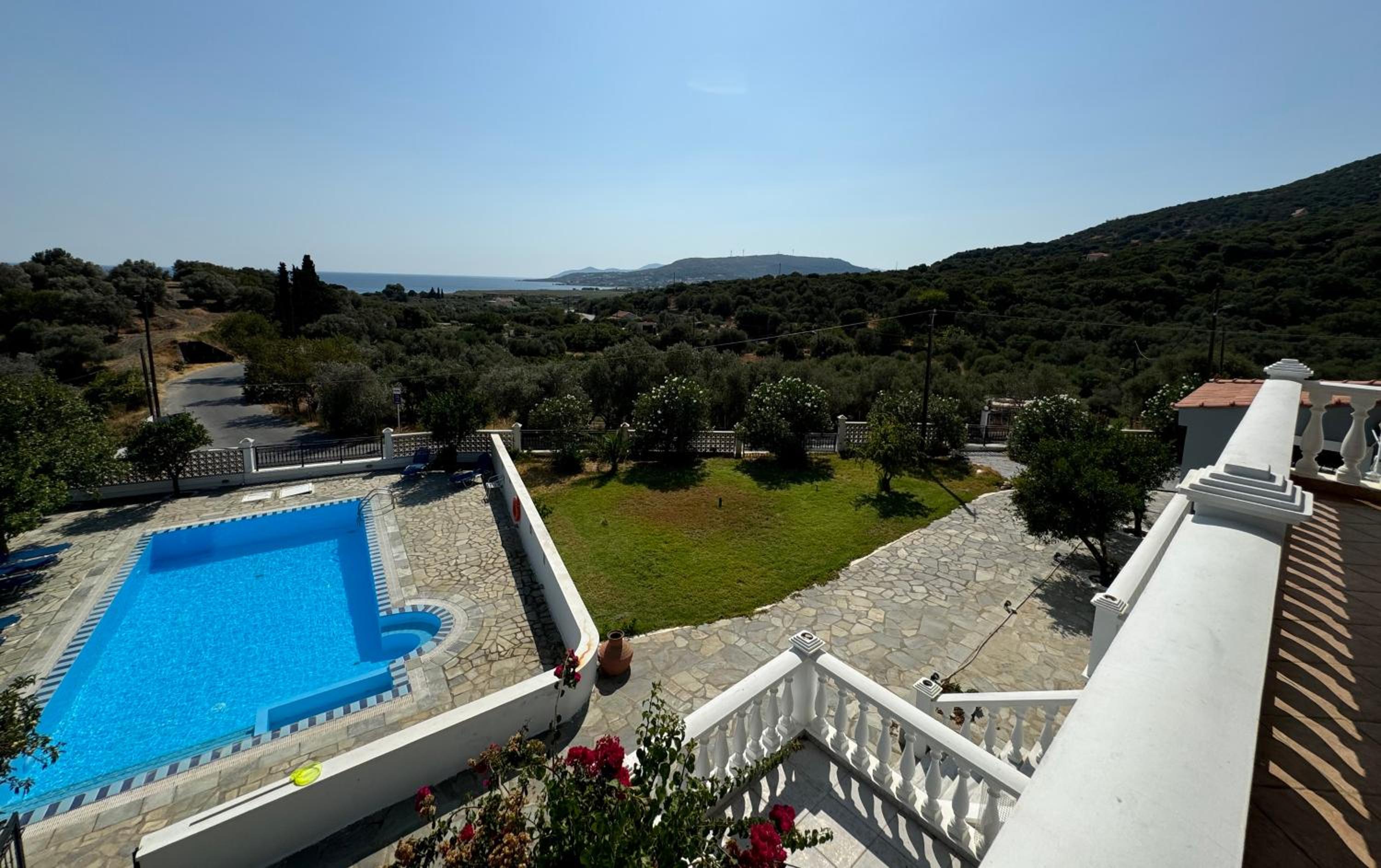 Villa Karras