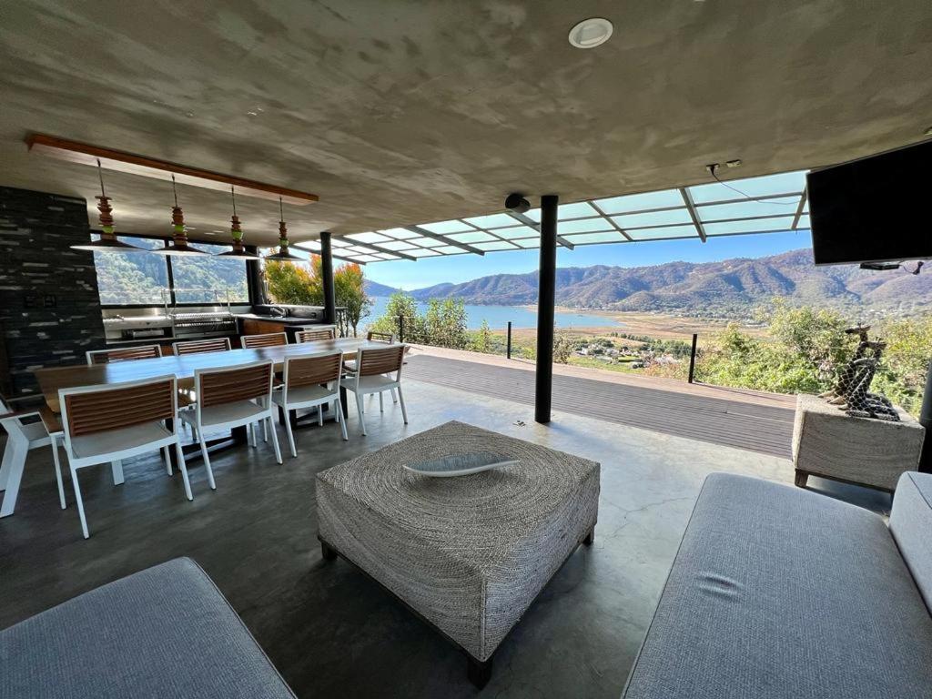 Espectacular Casa Premiada, Alberca y Vista a Lago view 3