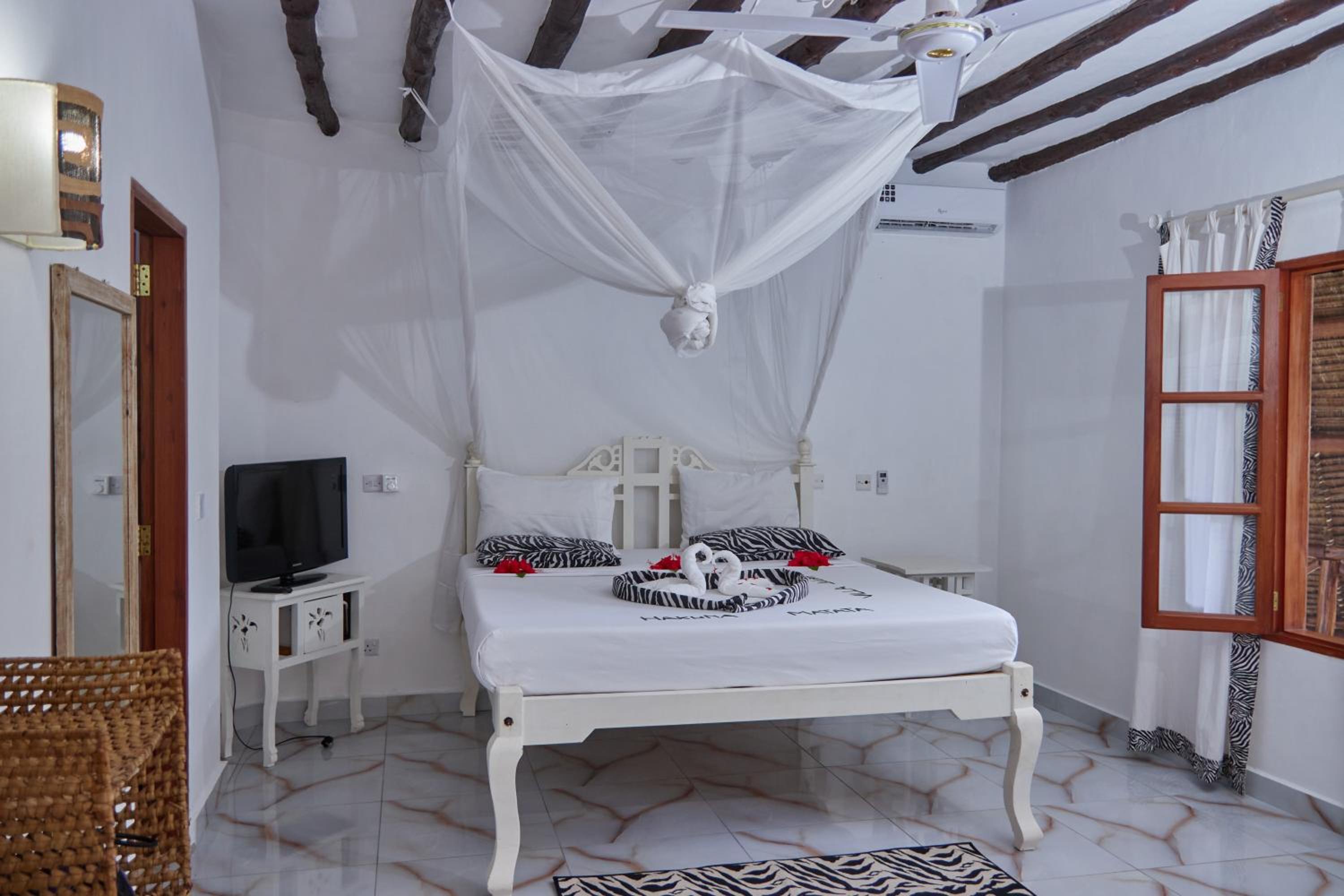 Cosy Cottage Marine Park at Malindi Beach view 2