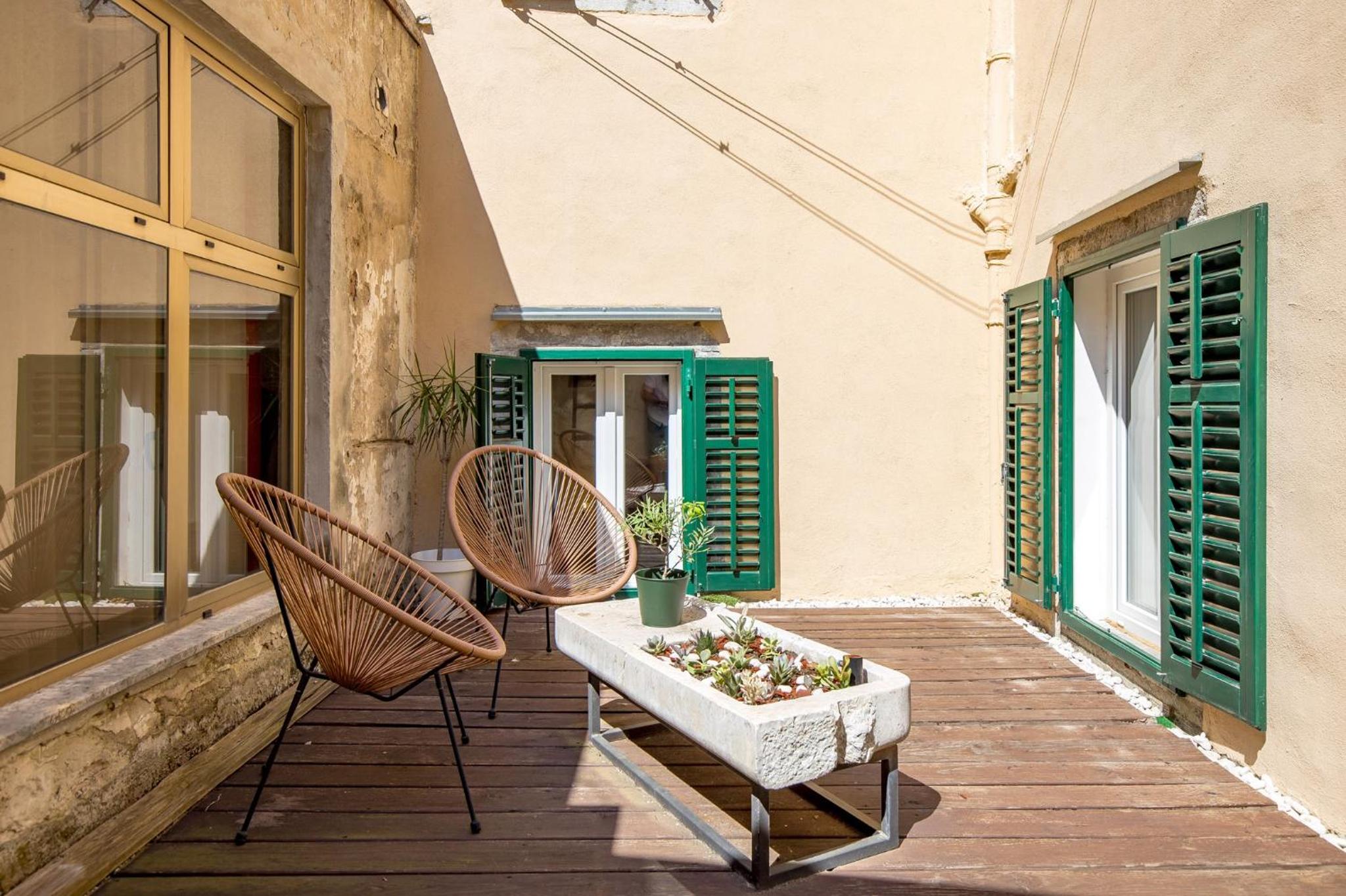balance & terrace