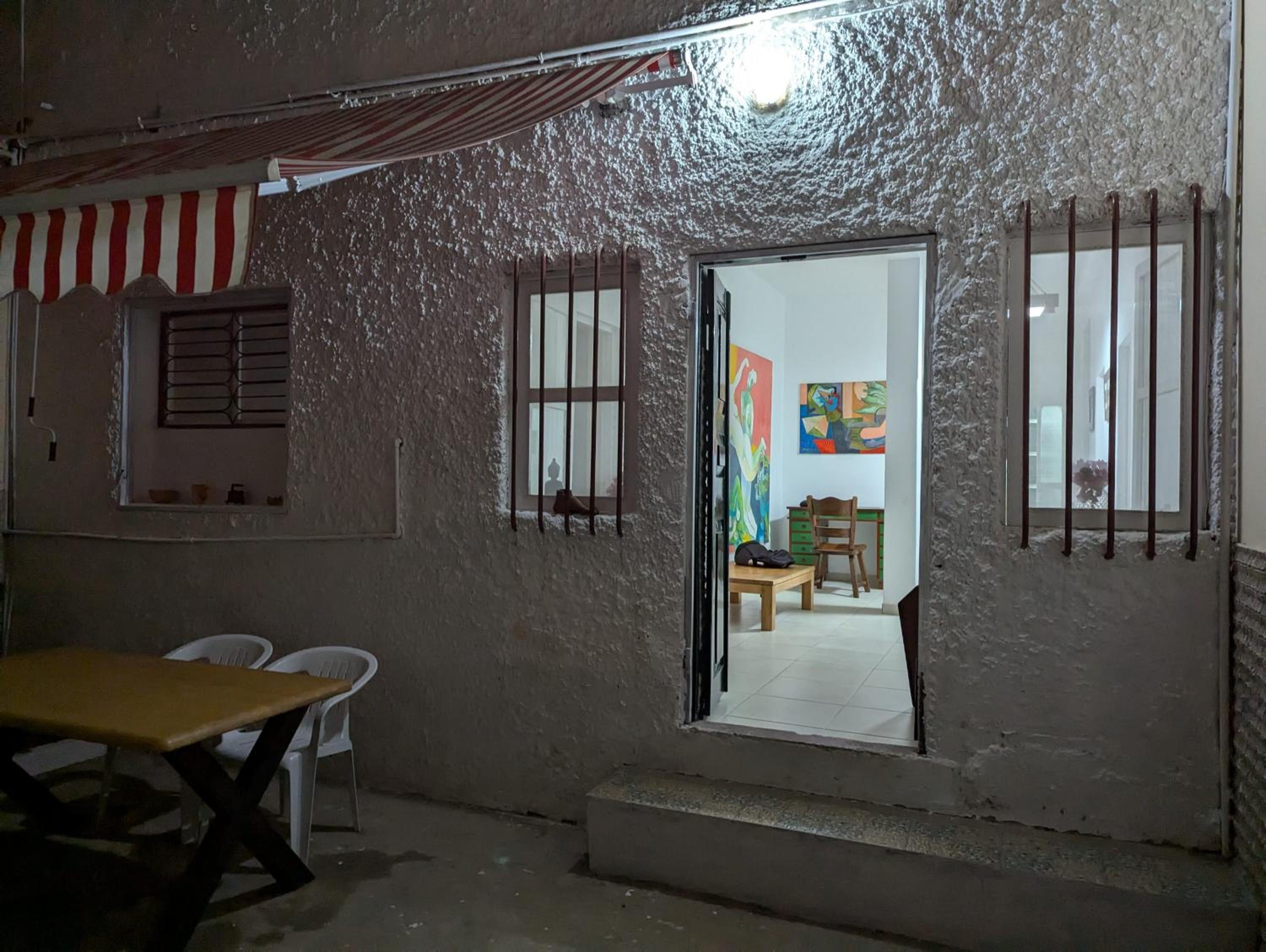 Casa Estrela - Sea & Art Guesthouse
