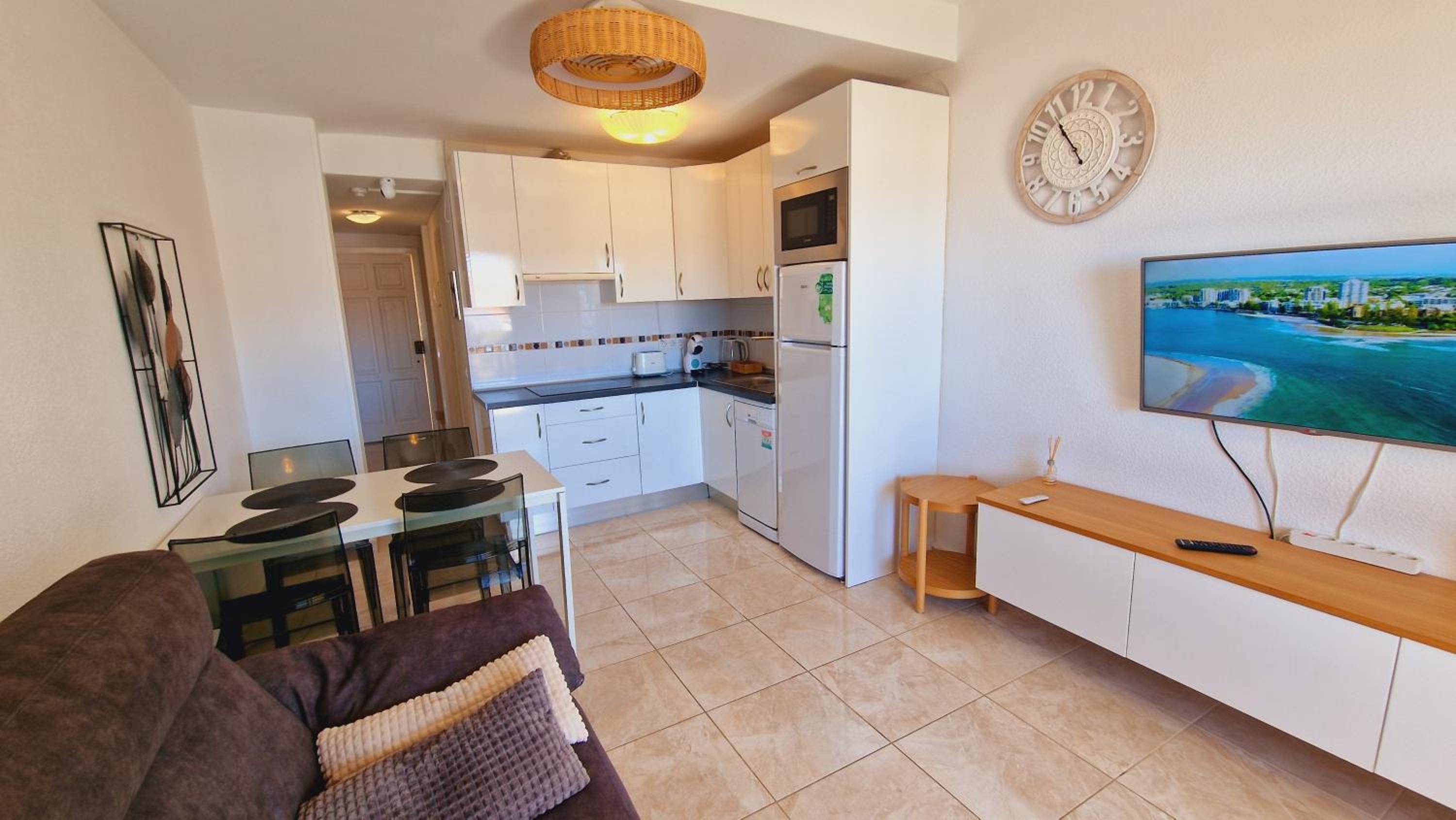 Lana Castle Apartment with sea view