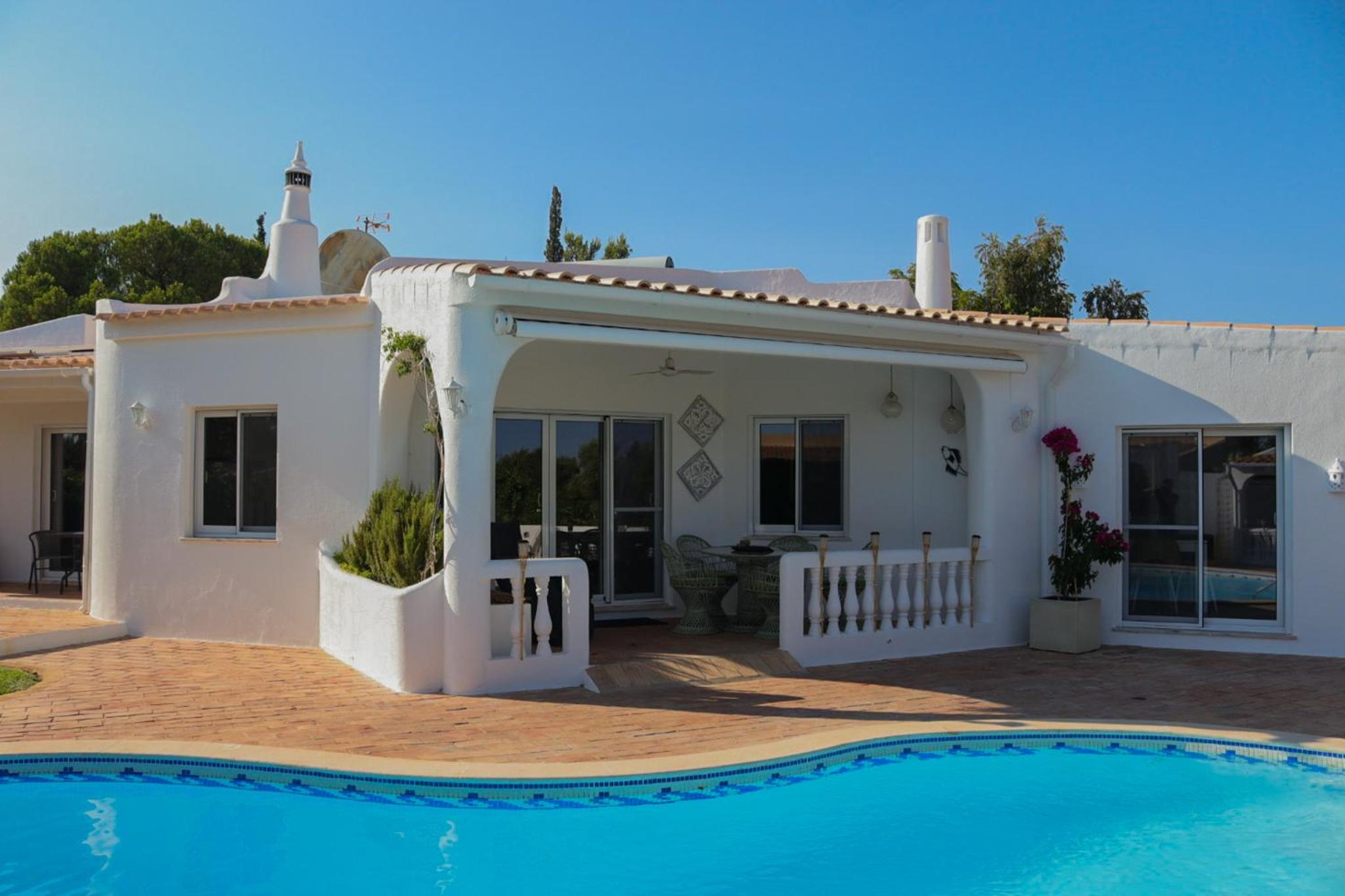 VILLA NOEMI view 2