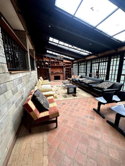 KKs Manor view 3