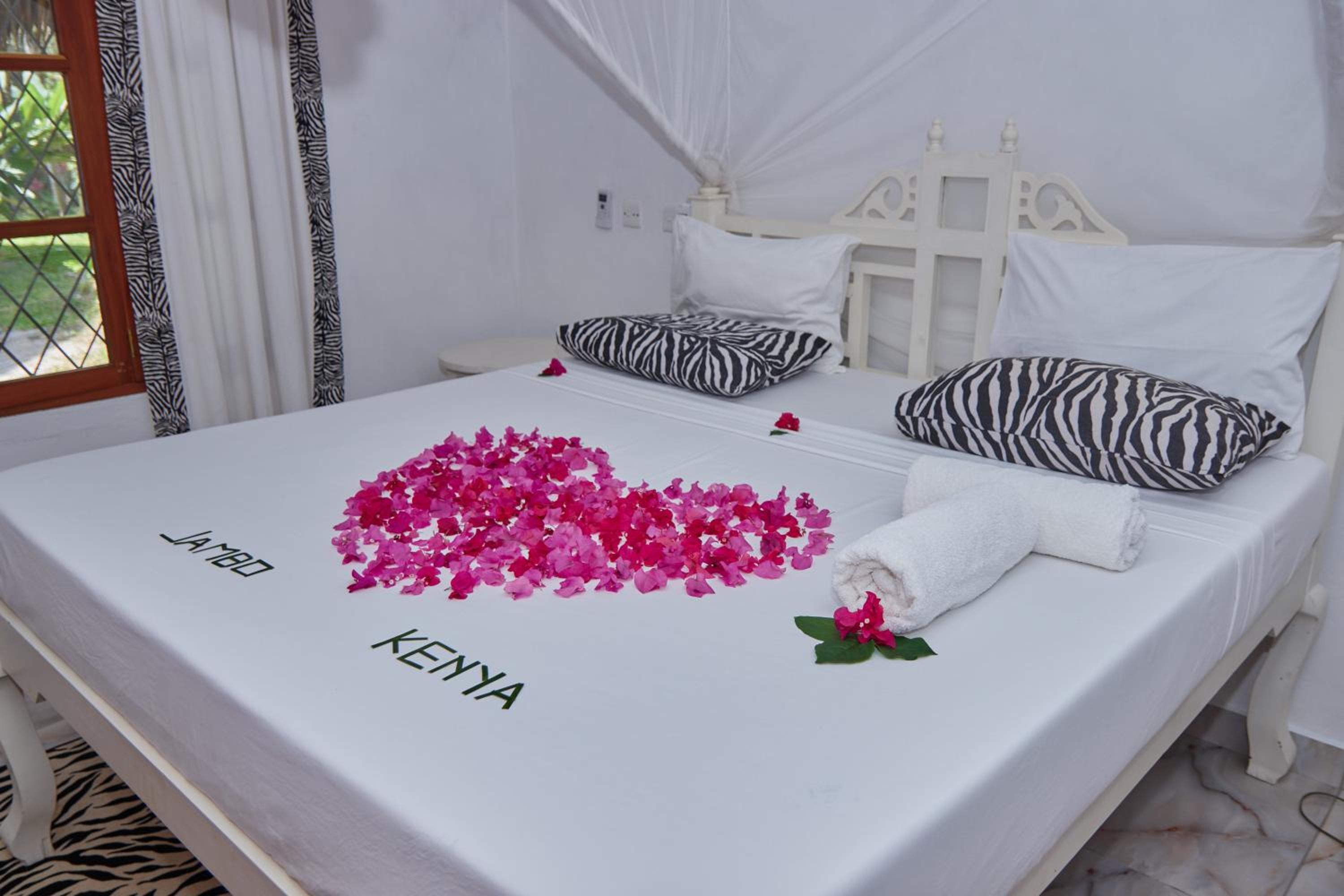 Cosy Cottage Marine Park at Malindi Beach view 5