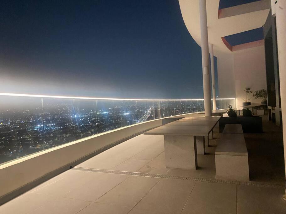 Increíble departamento piso 34 en Distrito de Lujo