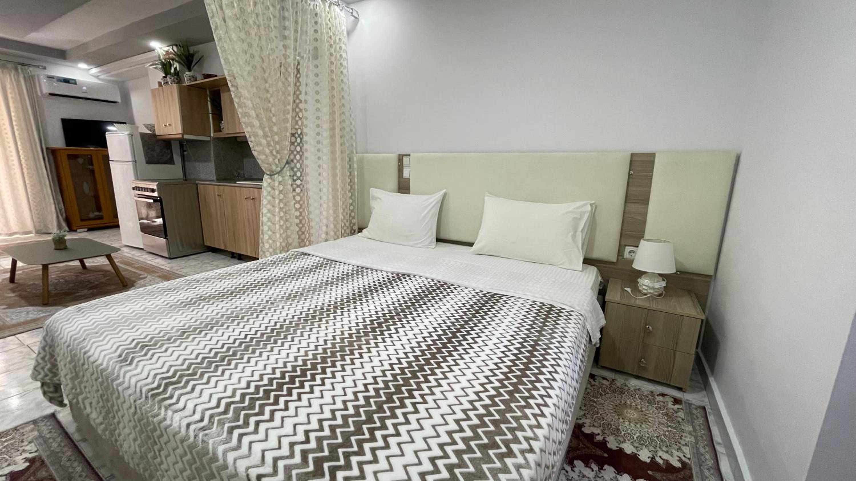 Yjëza Apartment