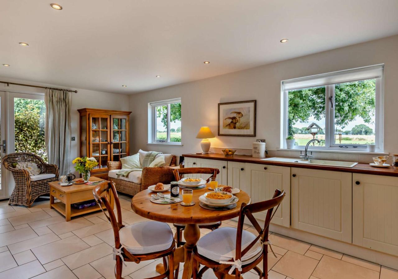 1 Bed in Kirby-le-Soken oc-f29905 view 4