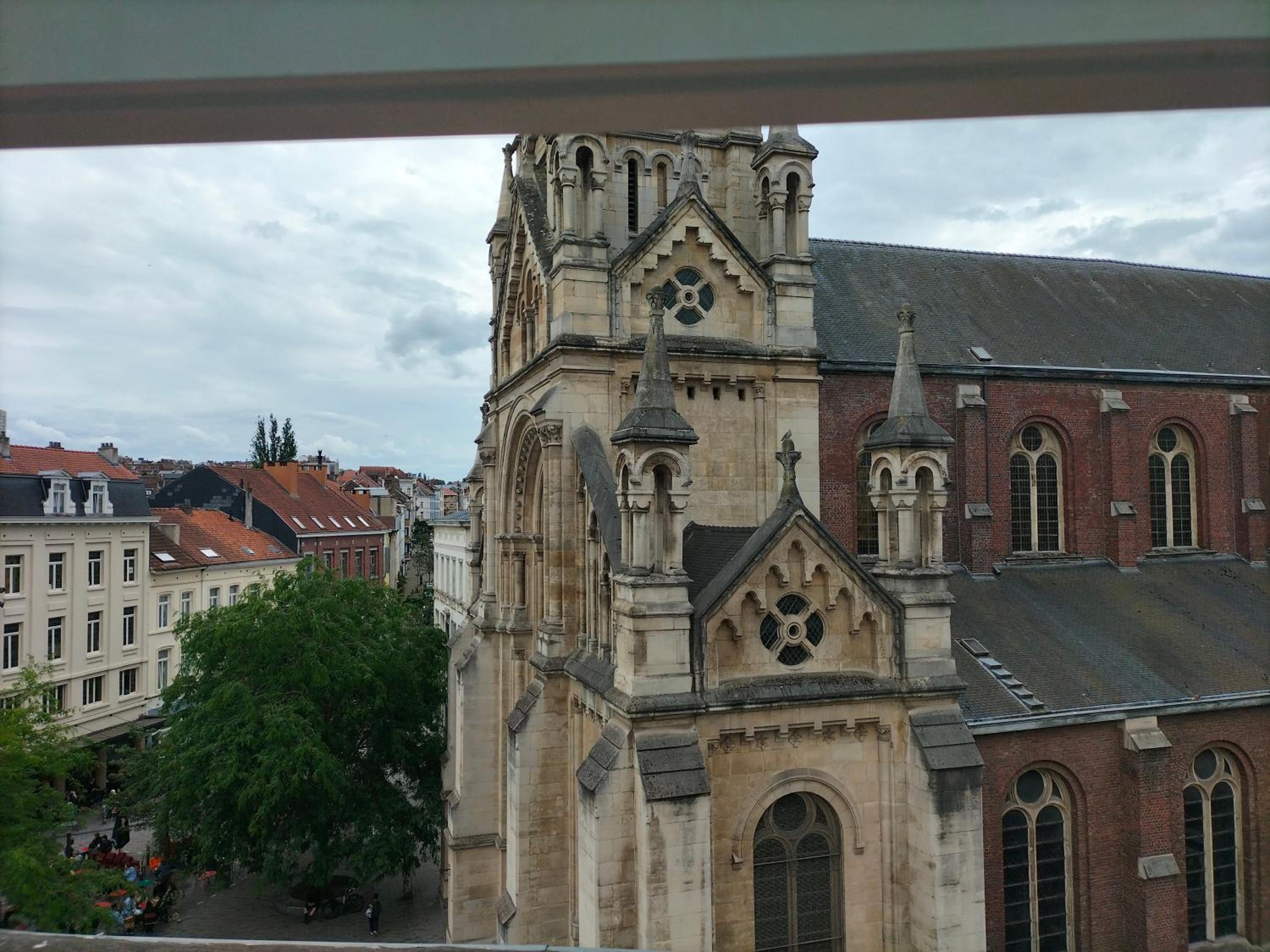 New Cozy Apartments In Porte de HAL