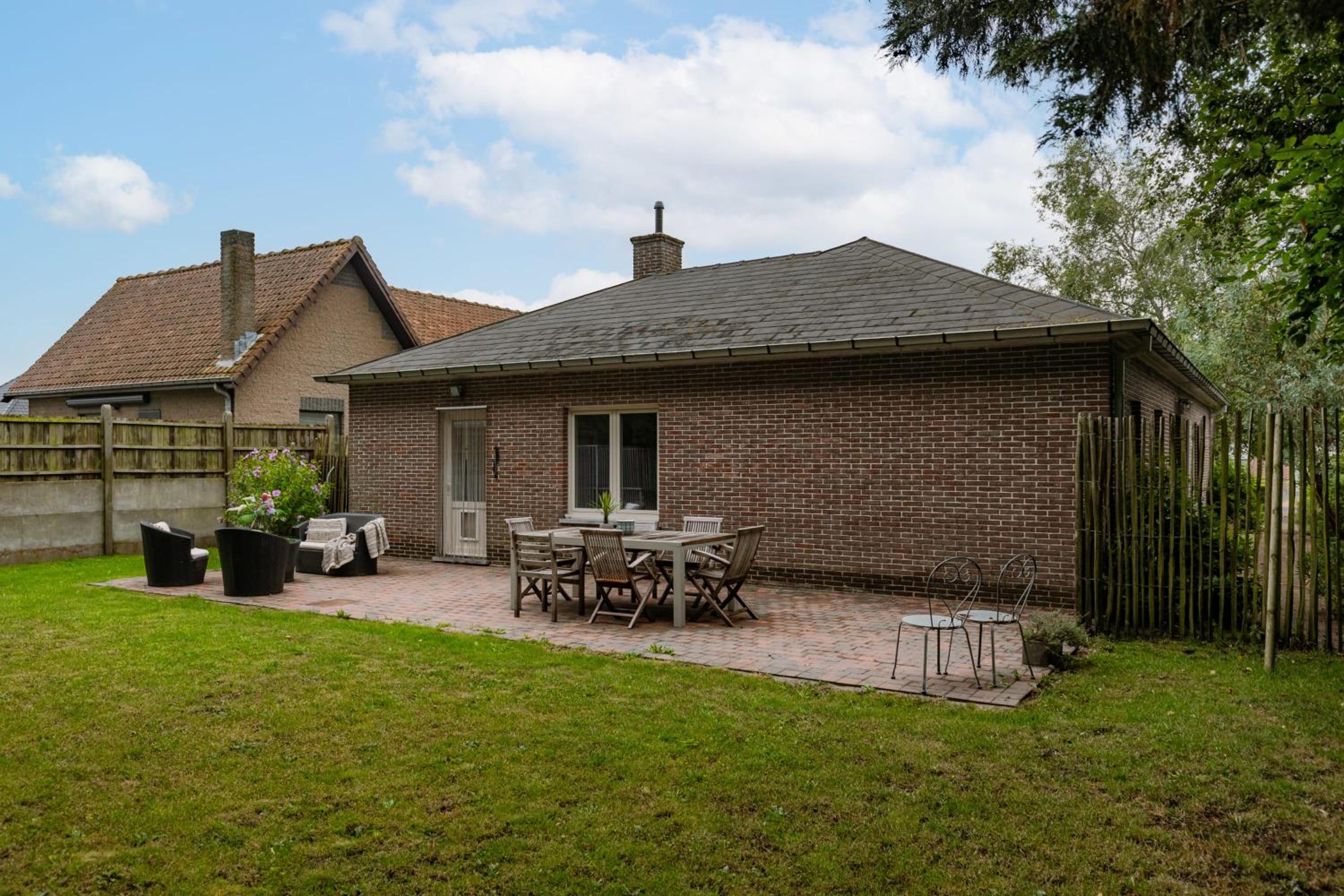Huswell - Holiday home in quiet neighbourhood in De Panne