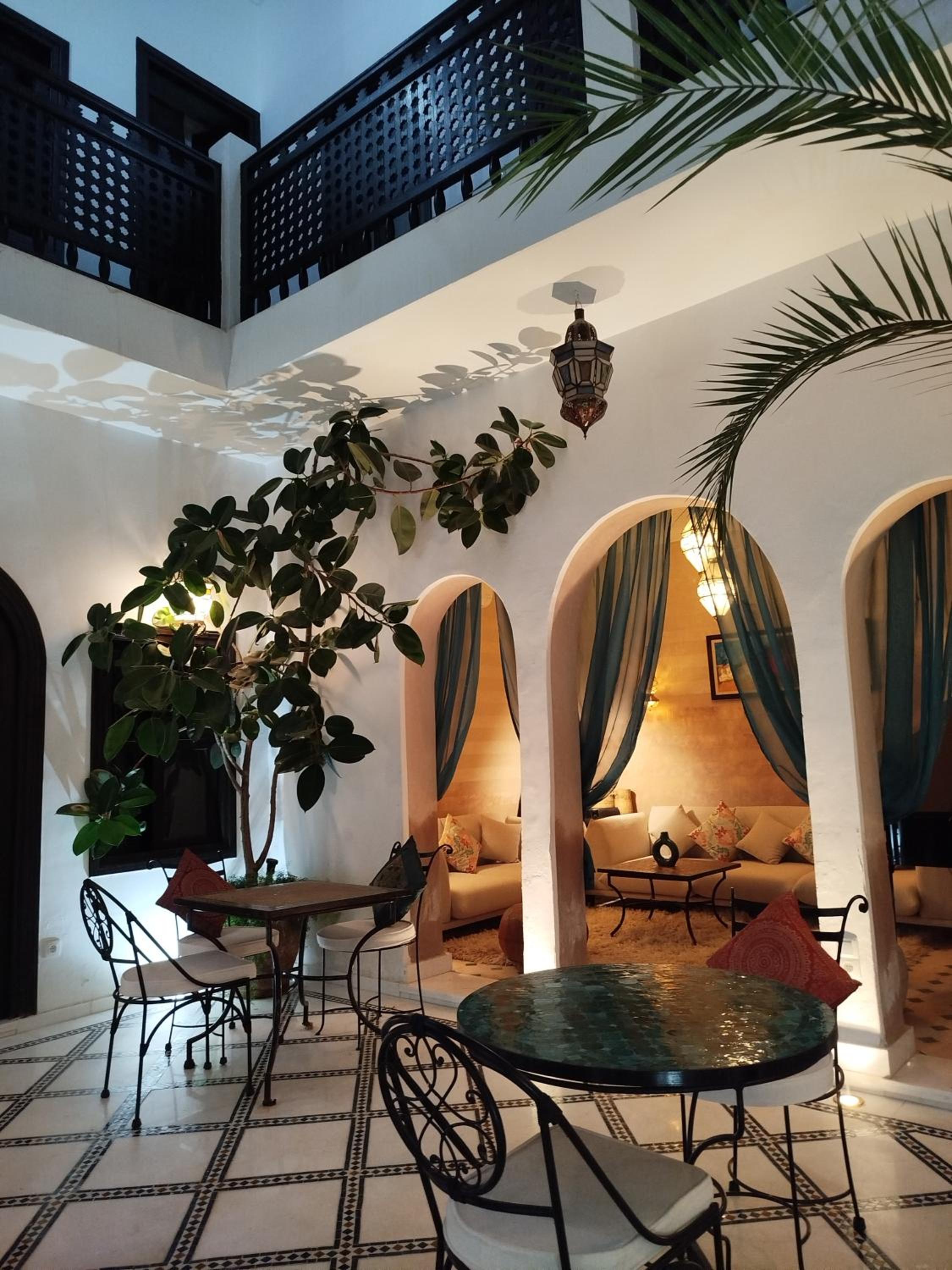 lounge