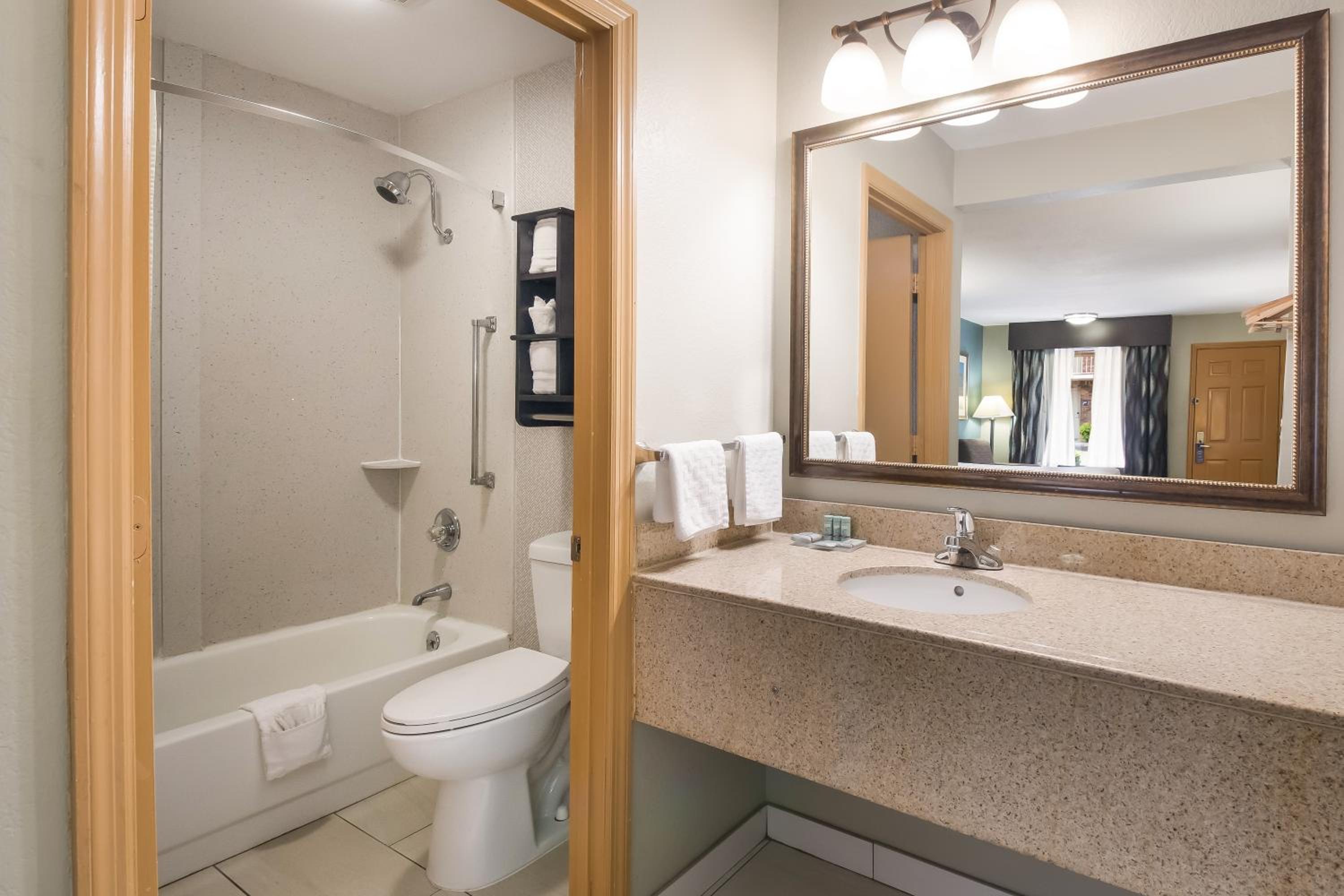 Winchester Vacations - Best Western Inn Winchester - Property Image 4