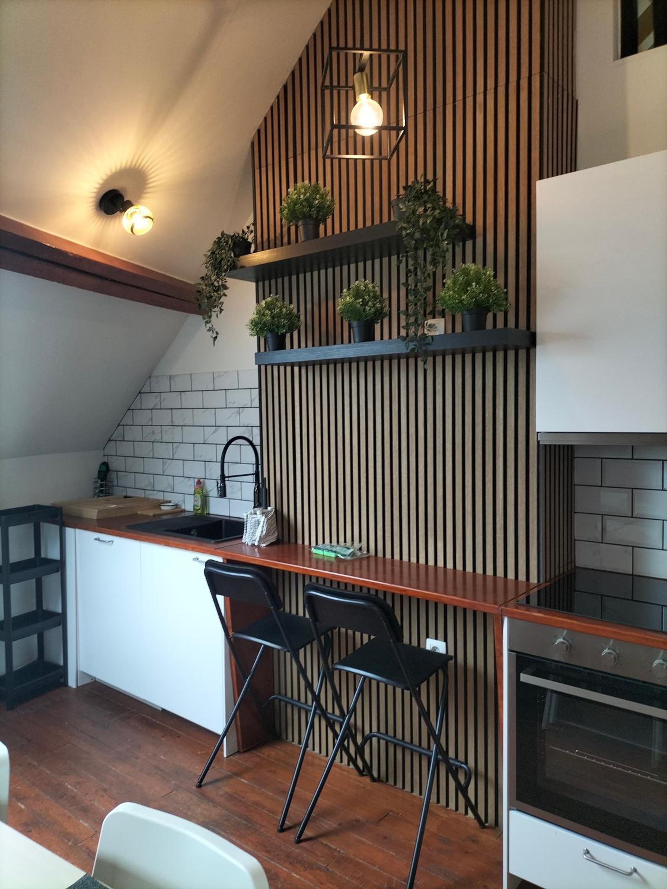 New Cozy Apartments In Porte de HAL