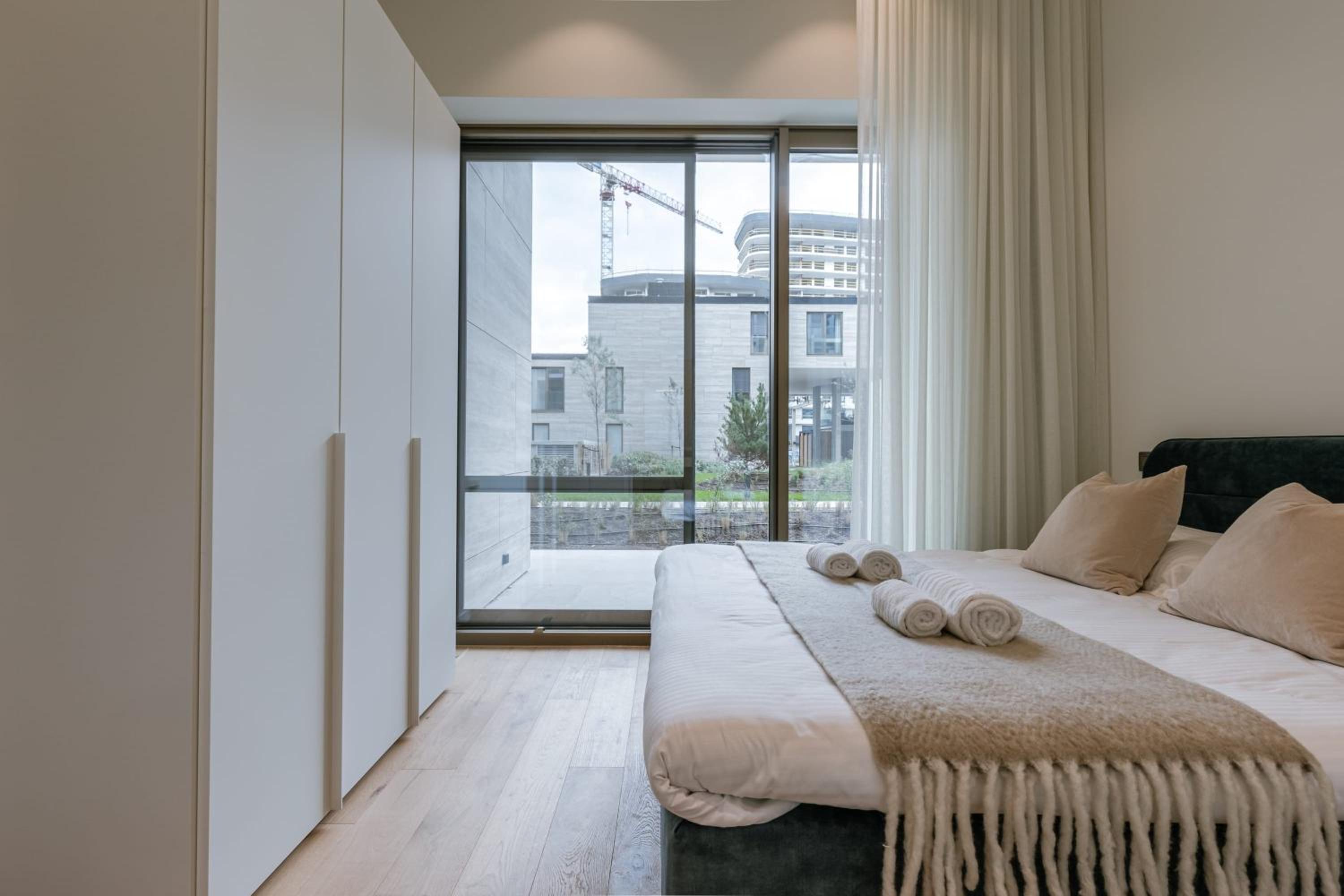Huswell - Seafront apartment with stunning views