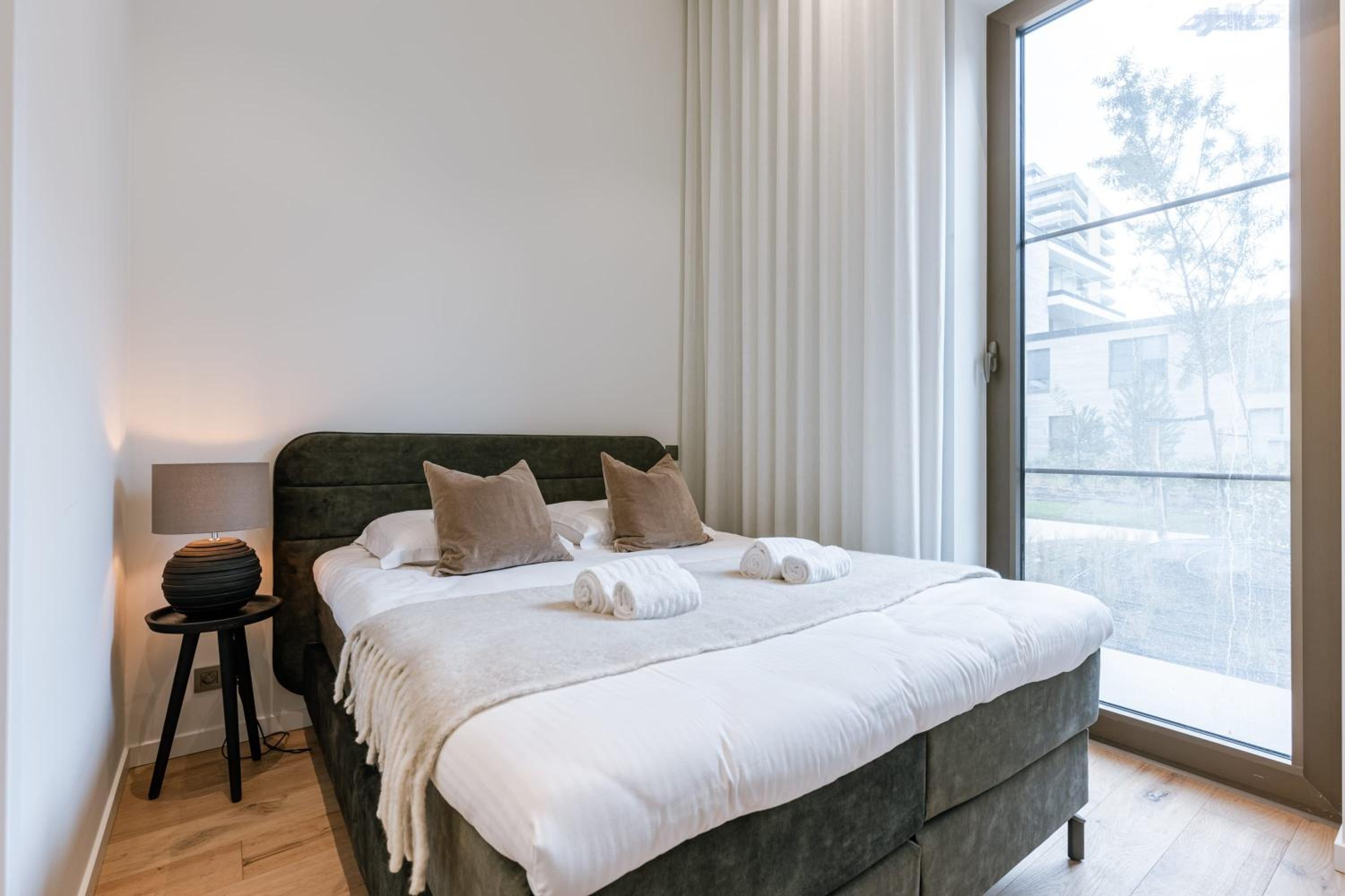 Huswell - Seafront apartment with stunning views