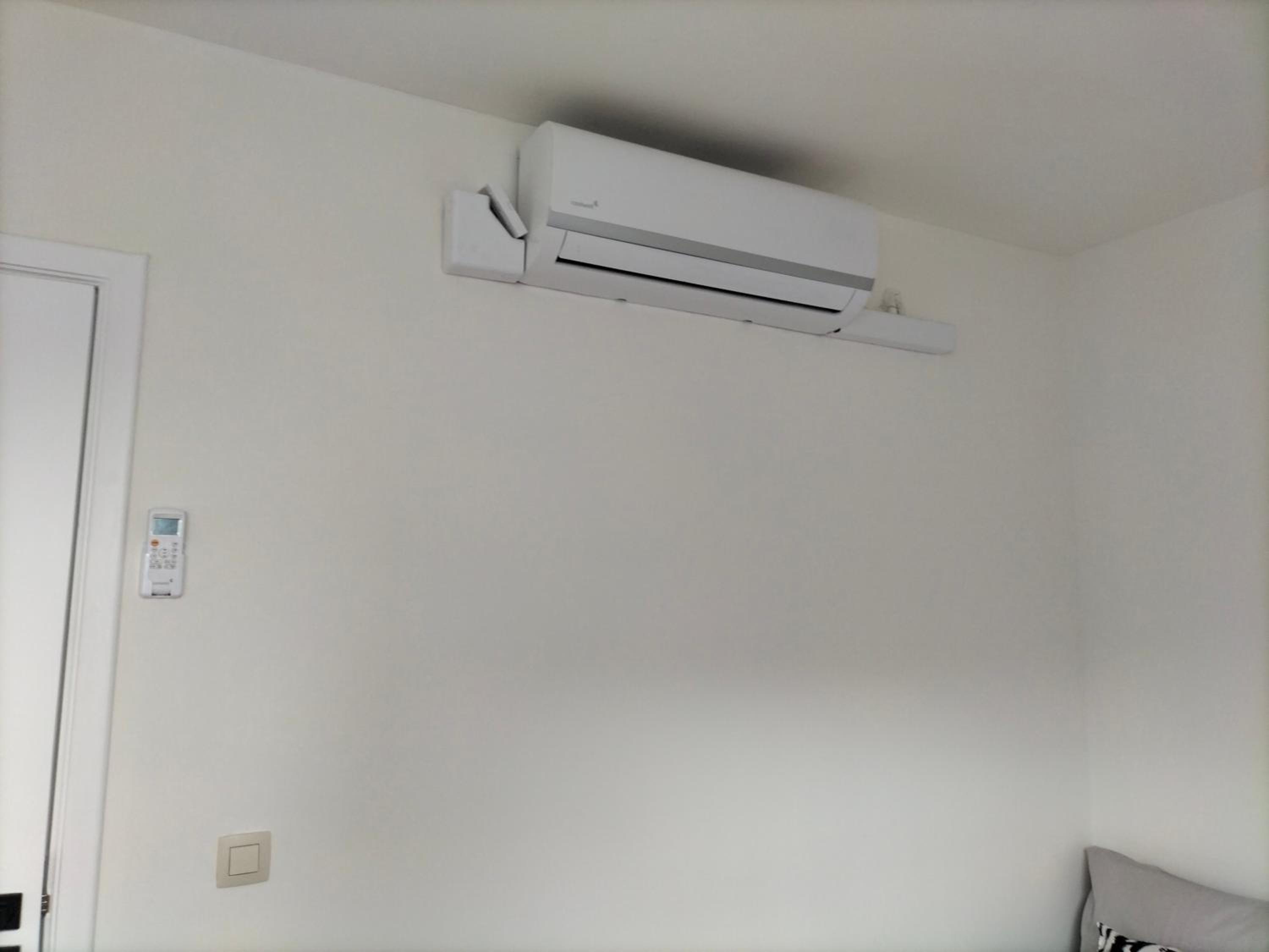 New Cozy Apartments In Porte de HAL