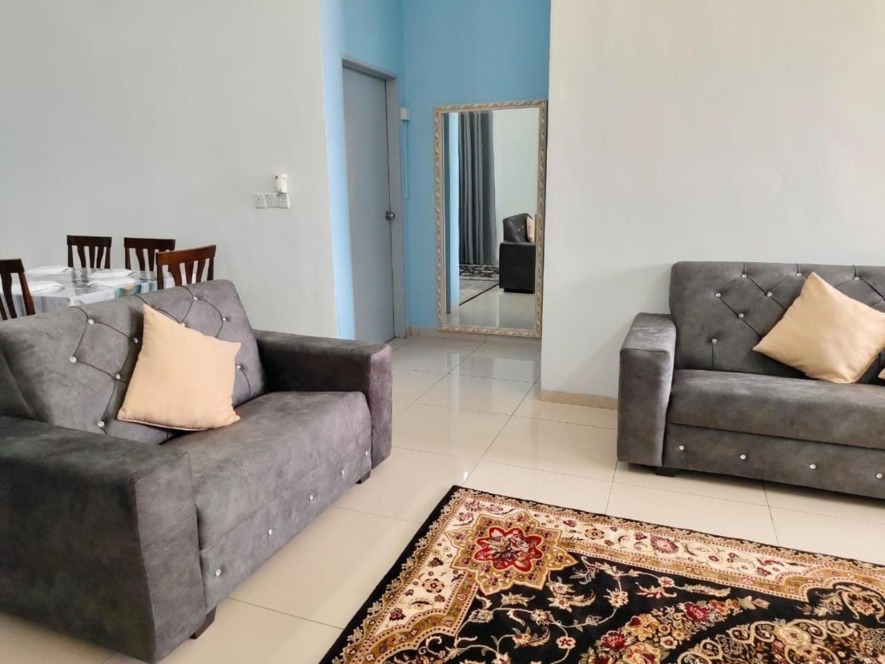 NASUHA HOMESTAY 3 TEMERLOH Semi-D House, 3 Bedroom, 2 Bathroom, 4 Unit Aircond, Free Wifi and Netflix photo 3