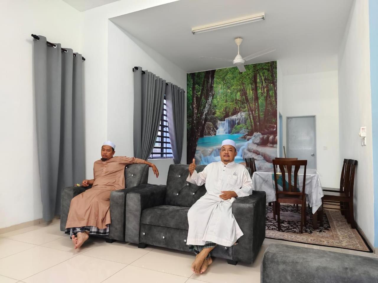 NASUHA HOMESTAY 3 TEMERLOH Semi-D House, 3 Bedroom, 2 Bathroom, 4 Unit Aircond, Free Wifi and Netflix photo 7