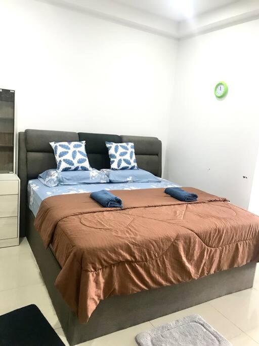 Cozy Shaftesbury High Floor King Bed & Wifi With Parkin Netflix 189 photo 4