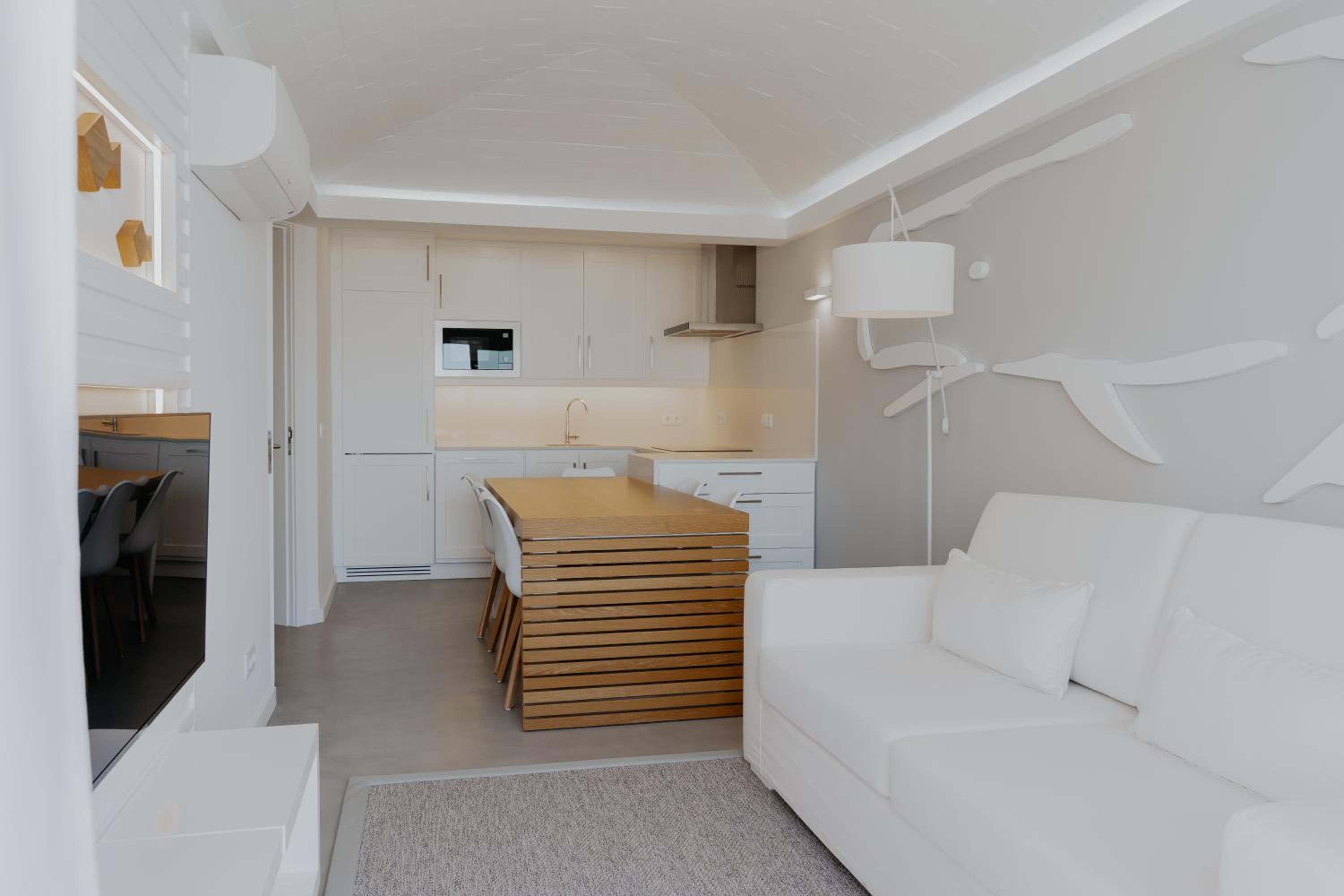 MUPA Apartments