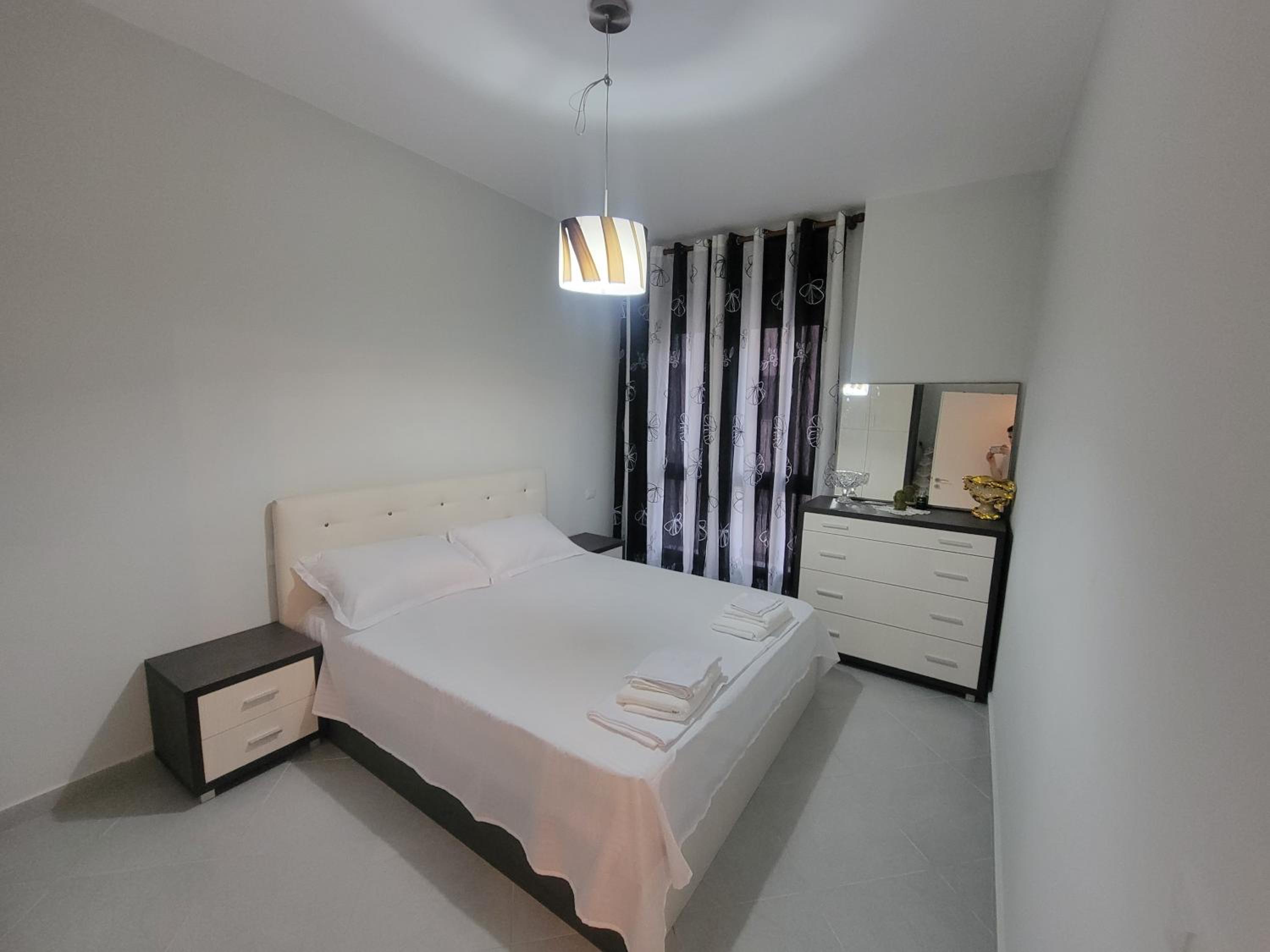 Henri's Apartments Vlore