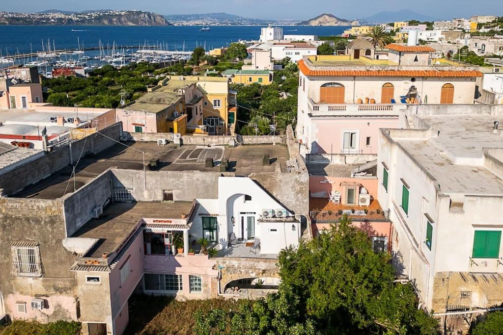 ht leo's home procida island photo 1