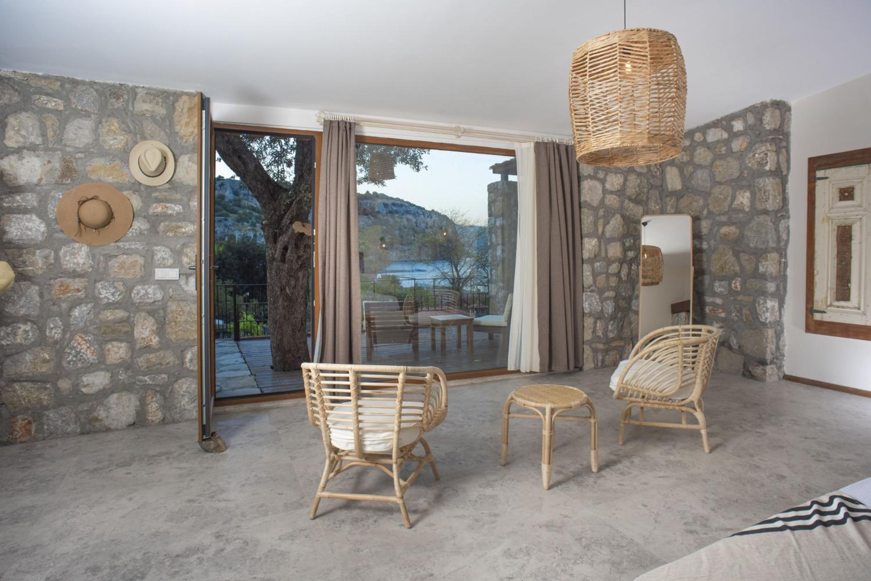 Kaya, Villa Florya view 3