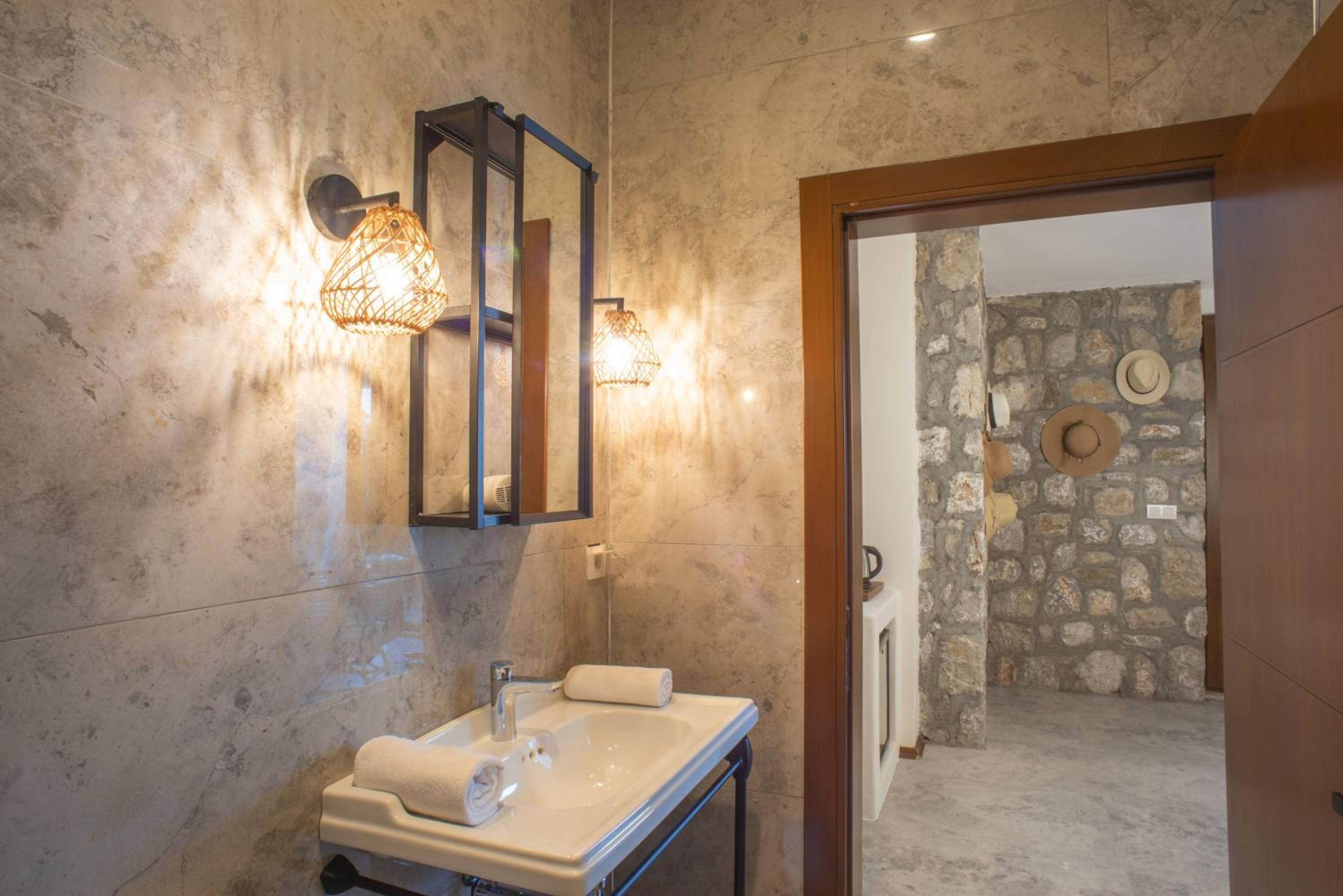 Kaya, Villa Florya view 5