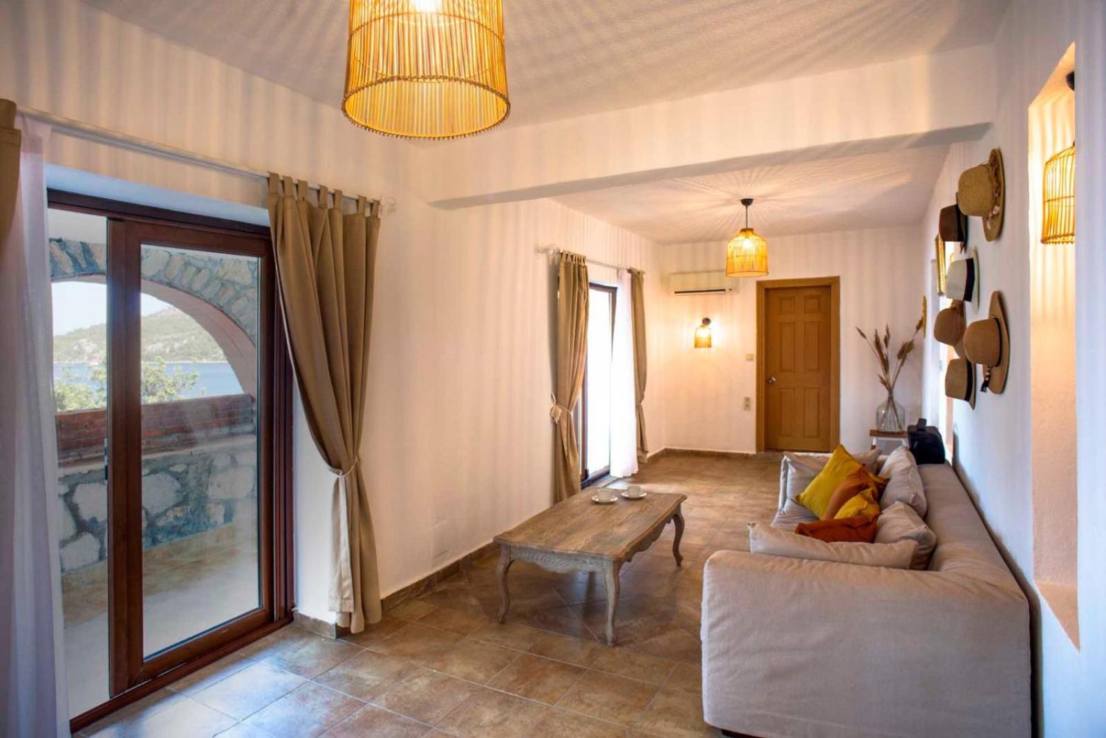 Kemer, Villa Florya