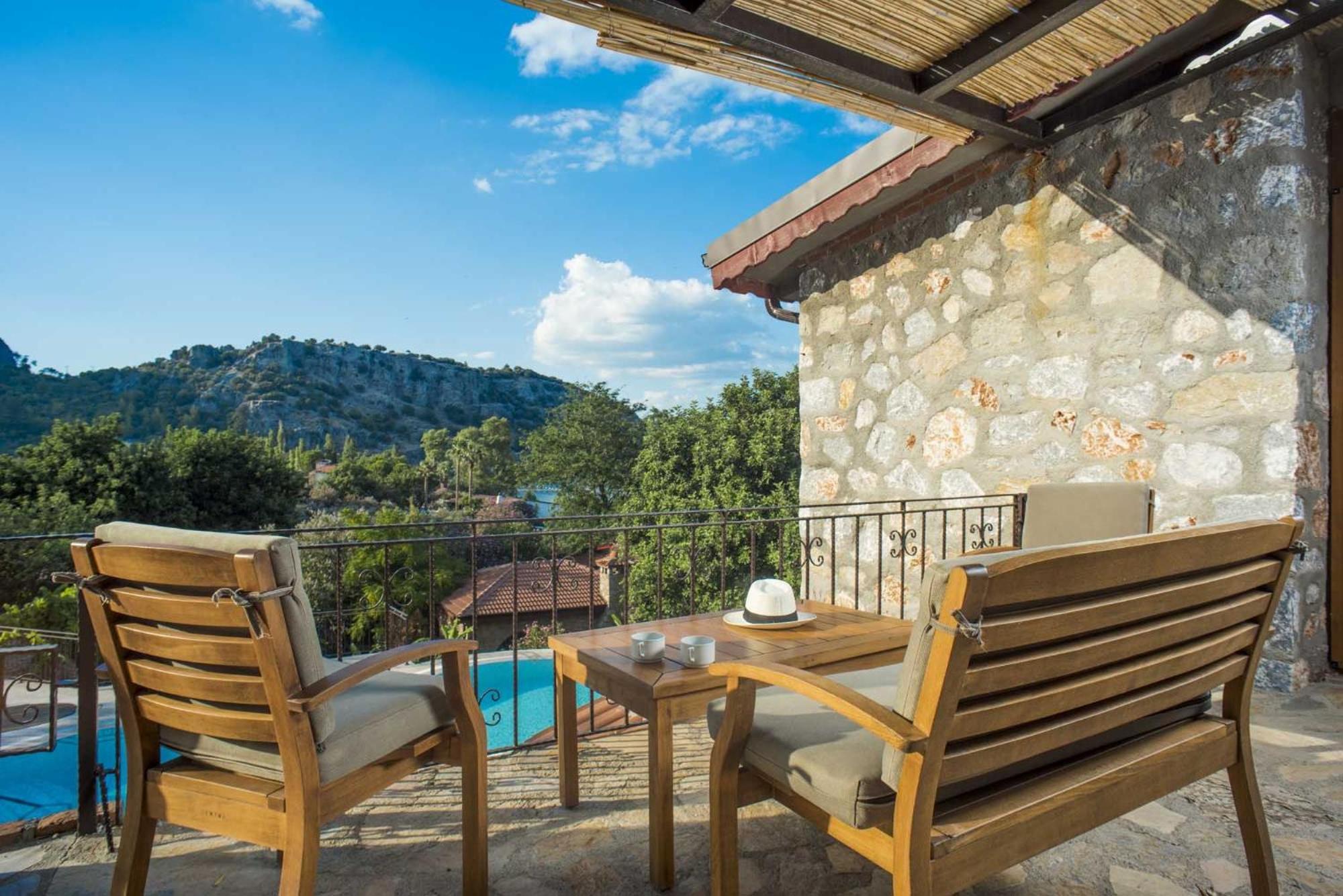Tas, Villa Florya view 3