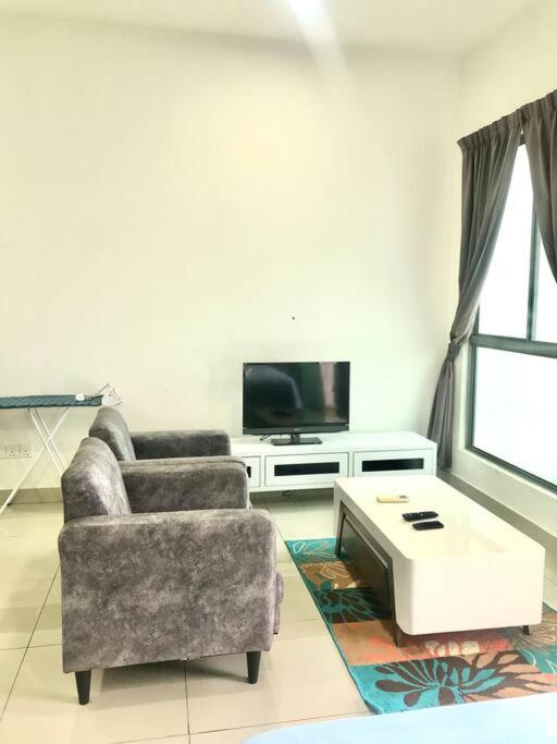 Cozy Cybersquare Apex High Floor Free Parking With Wi-Fi & Netflix 239 photo 2