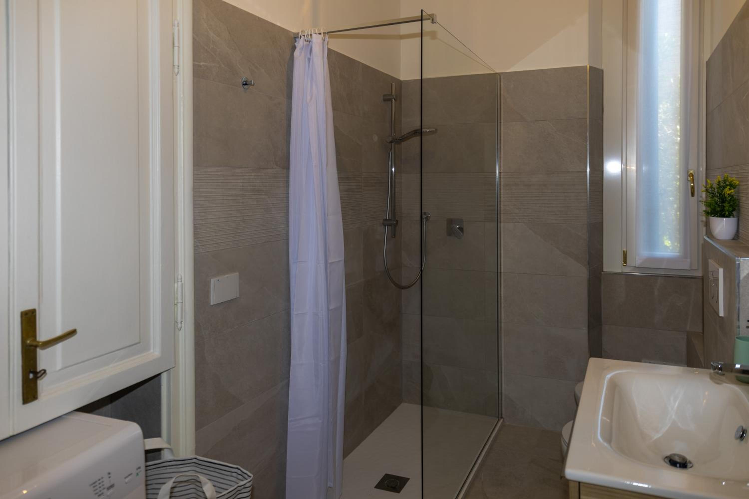 Family House Baggio - appartamento a Milano