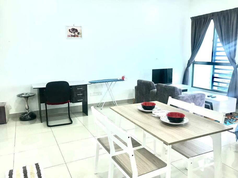 Cozy Cybersquare Apex High Floor Free Parking With Wi-Fi & Netflix 239 photo 6