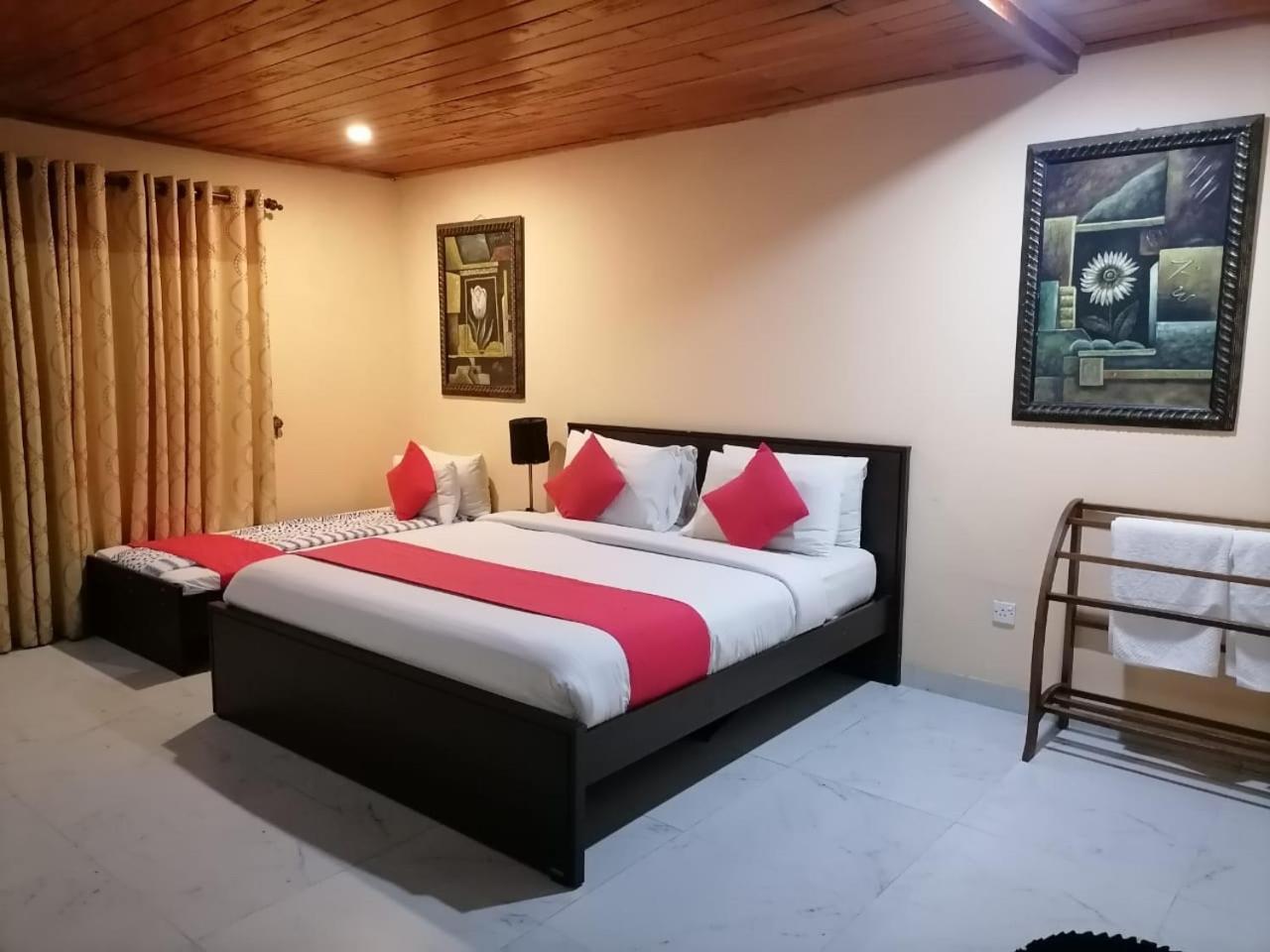Maha Royal Hotel
