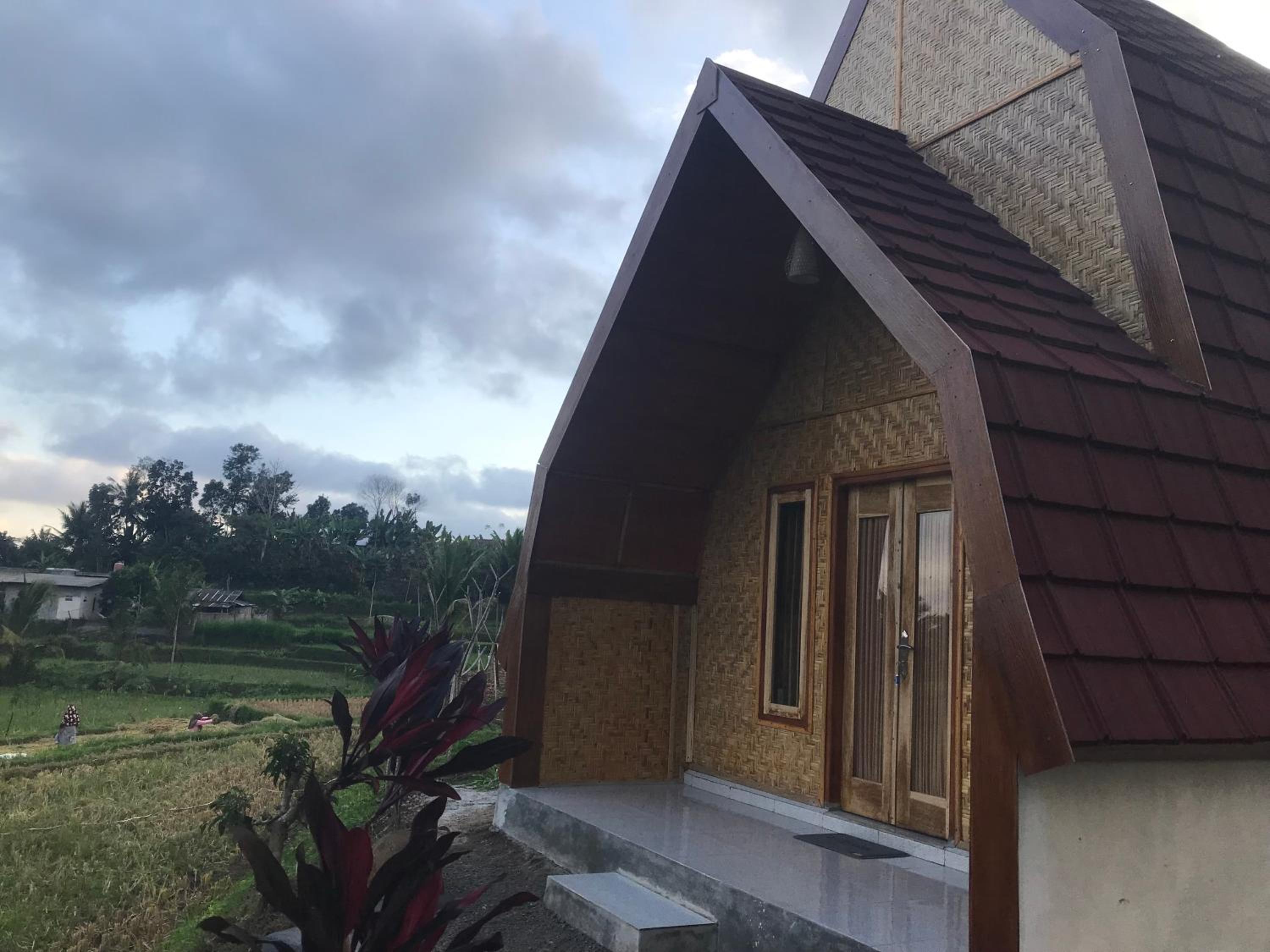 Bello Ethnic Bungalow & Resto view 3