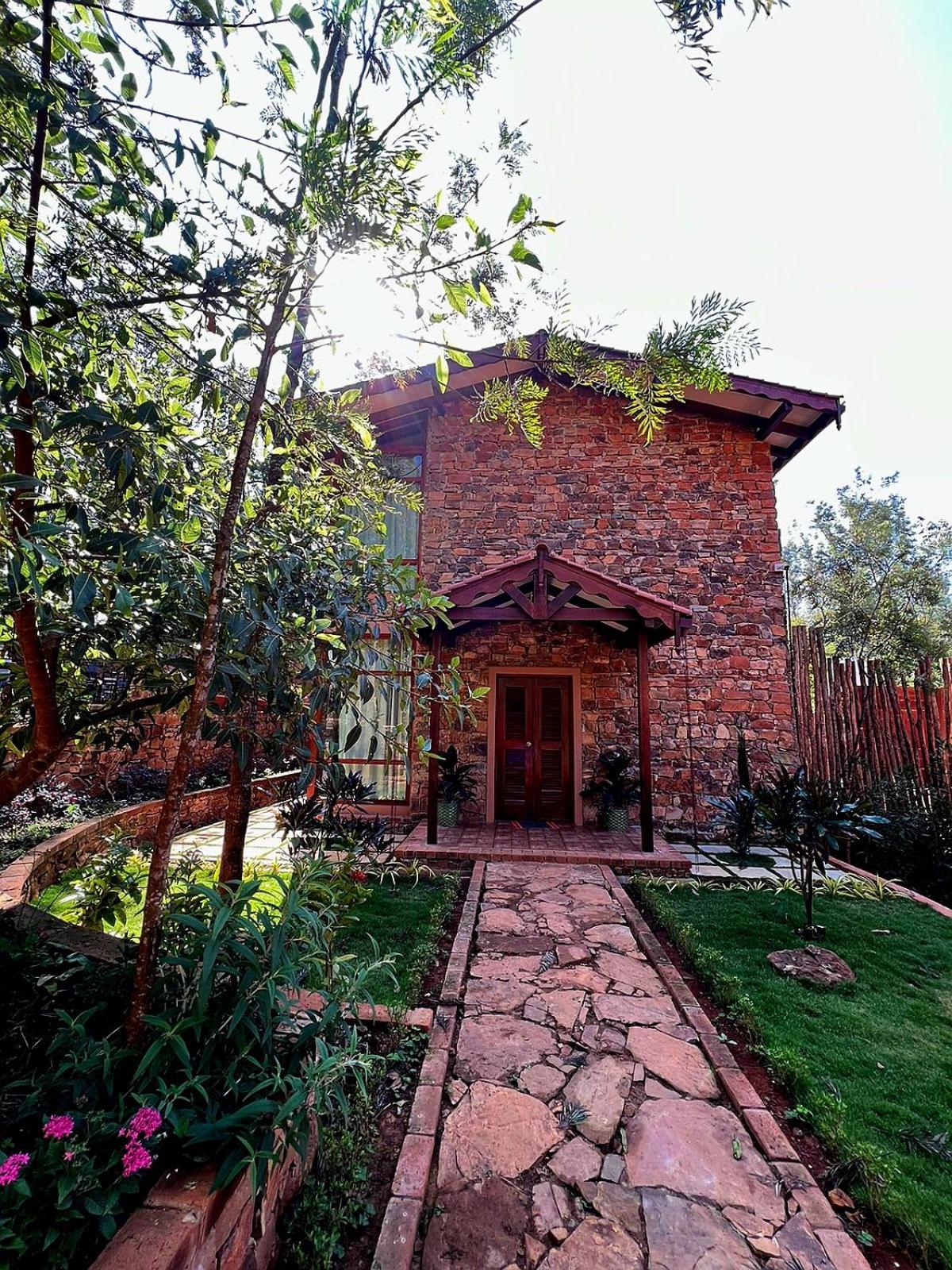 Sereno Pool Villa Chikmagalur