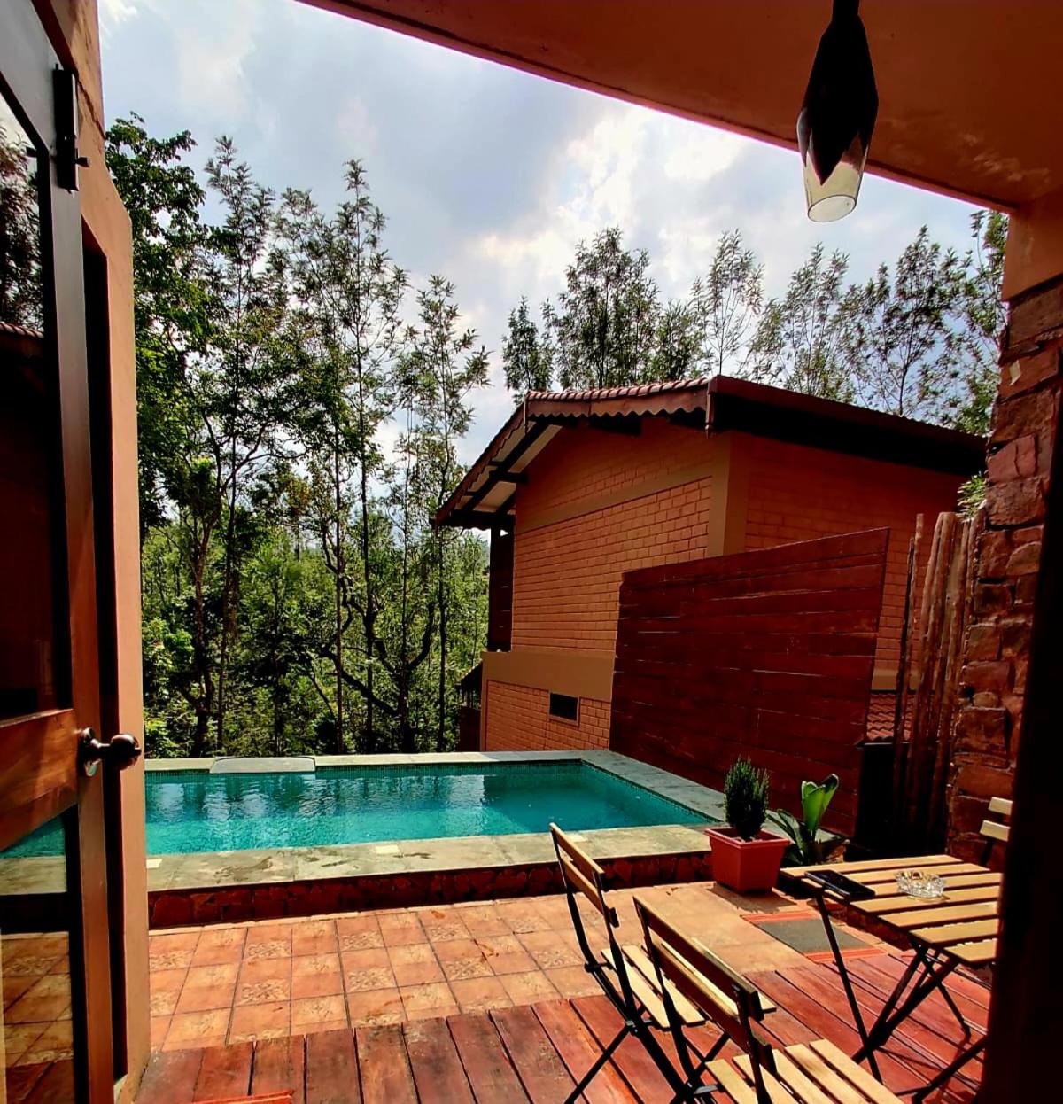Sereno Pool Villa Chikmagalur