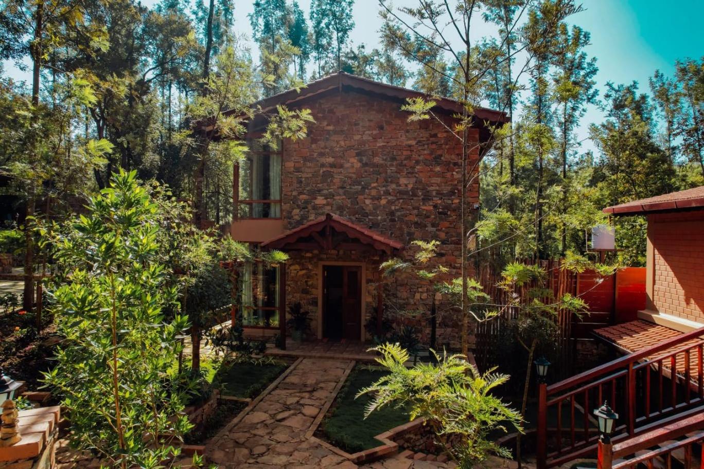 Sereno Pool Villa Chikmagalur