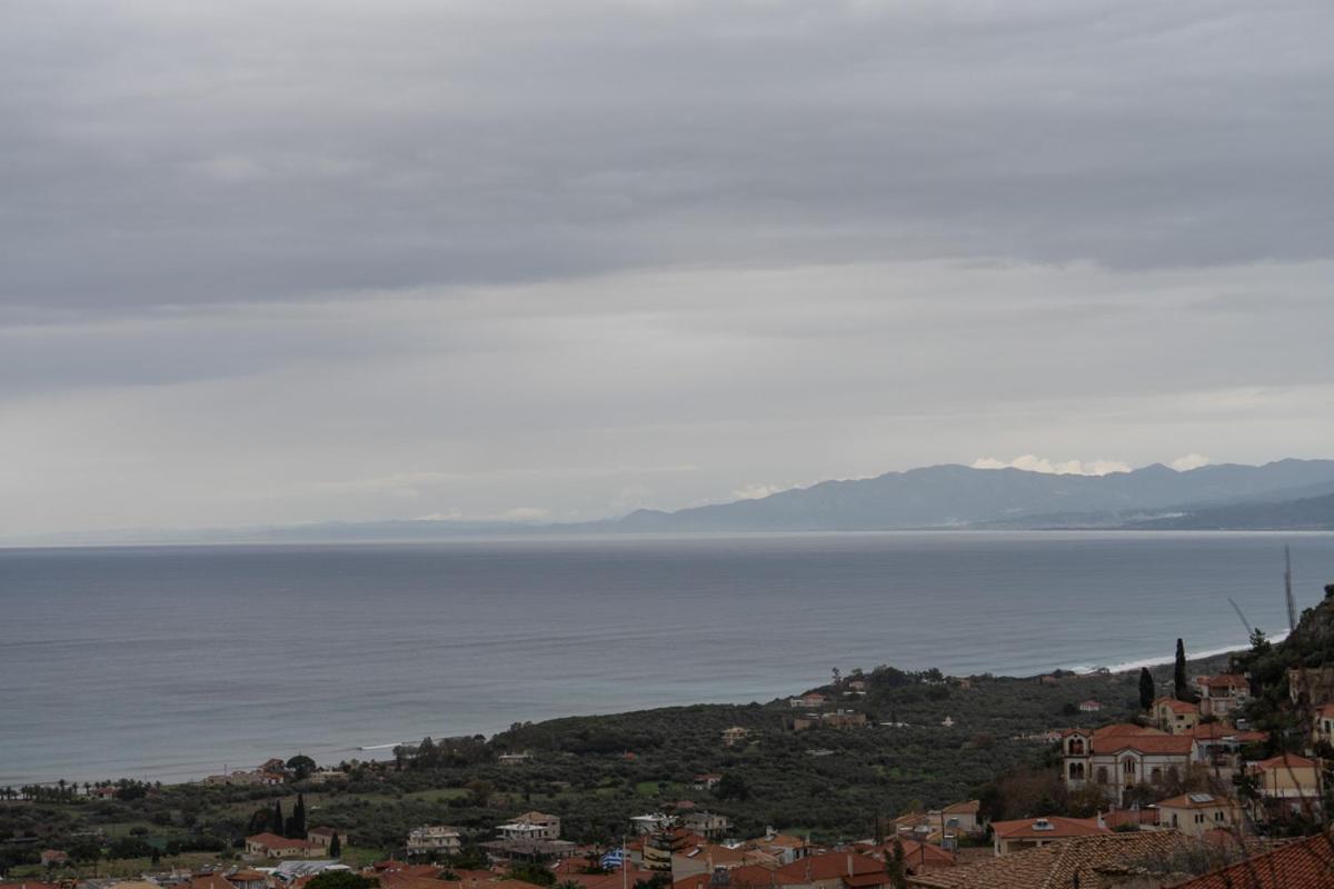 Kyparissia Aries Stone Maisonette, Panoramic Views