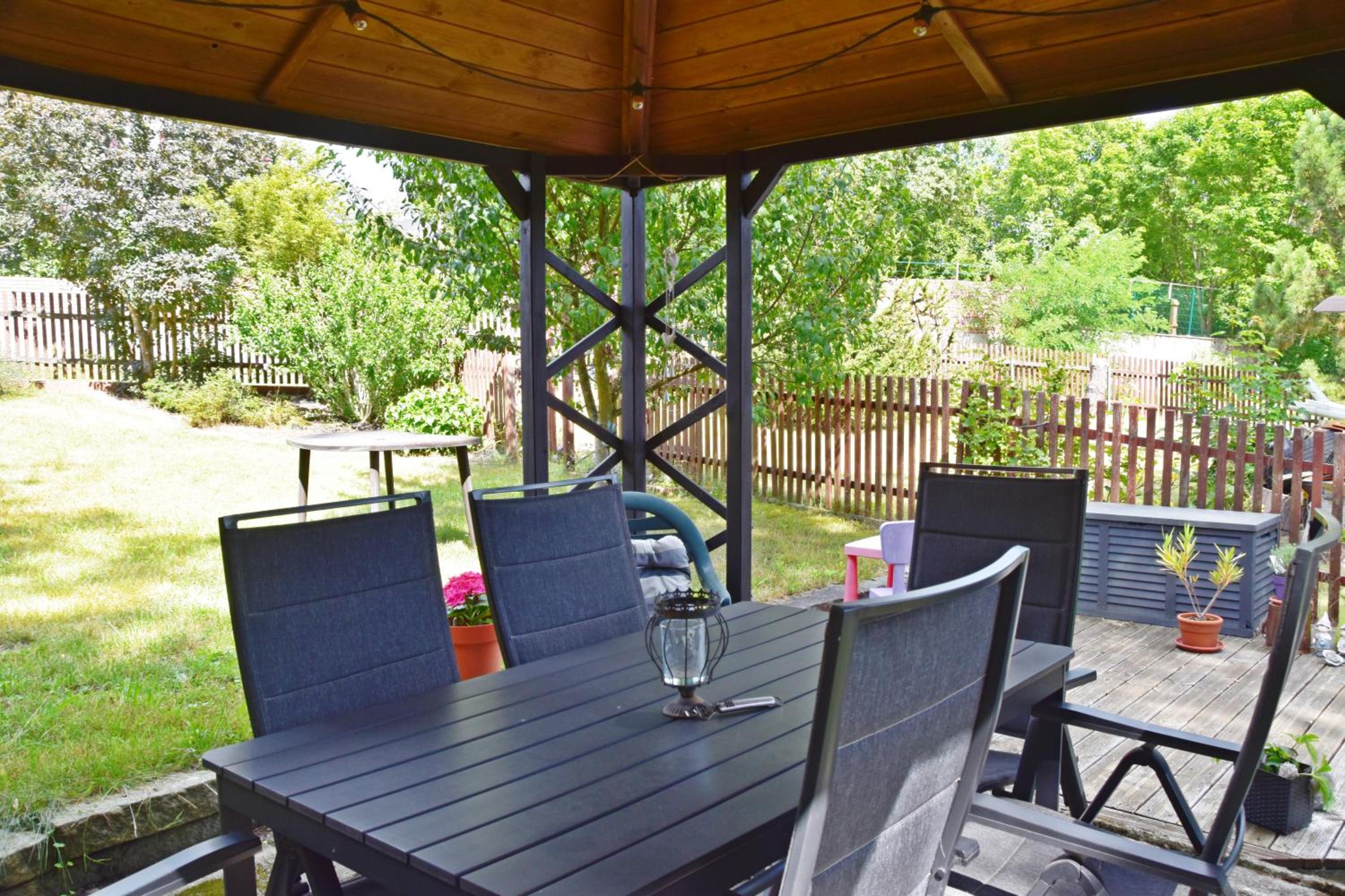 Ferienwohnung und Pension 