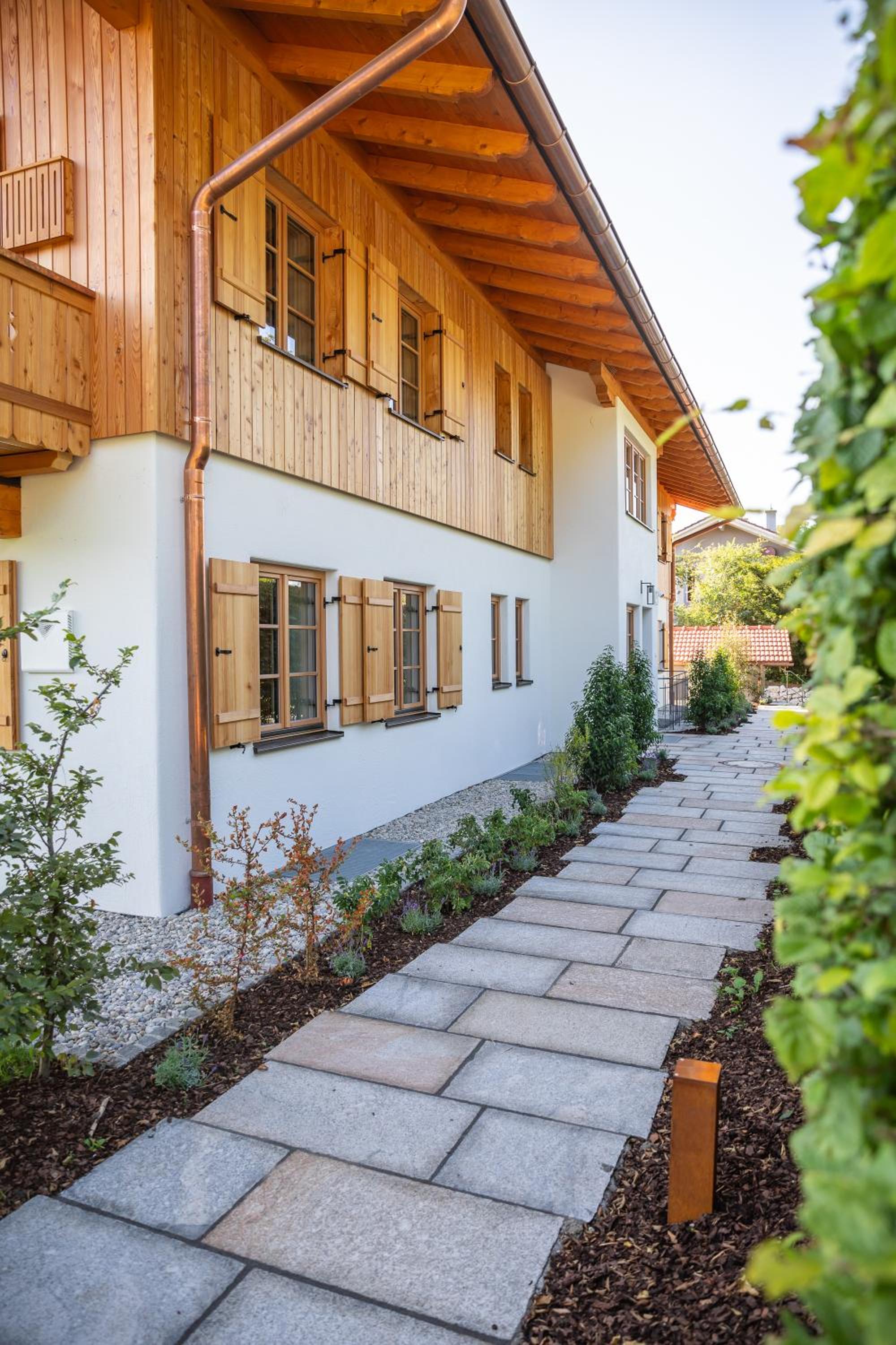 Graf Chiemo Suites - direkt am Chiemsee mit separatem Seezugang