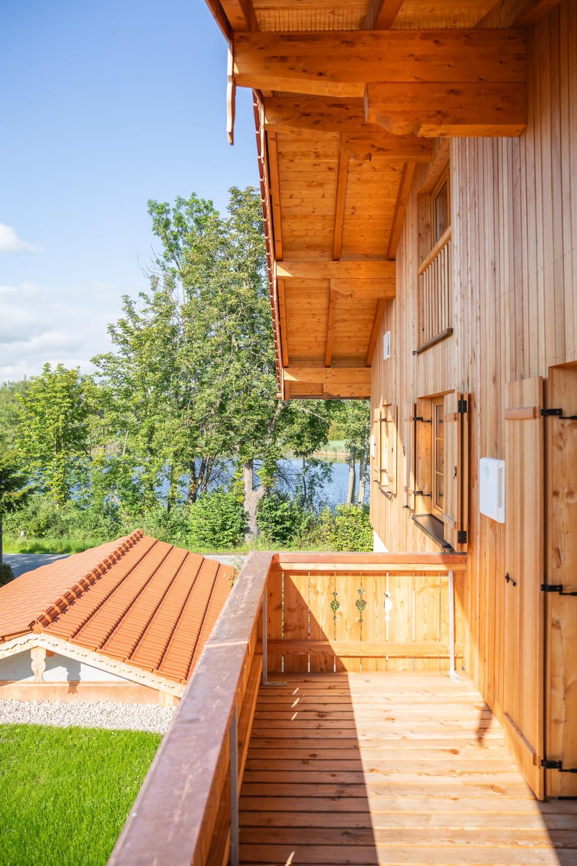 Graf Chiemo Suites - direkt am Chiemsee mit separatem Seezugang