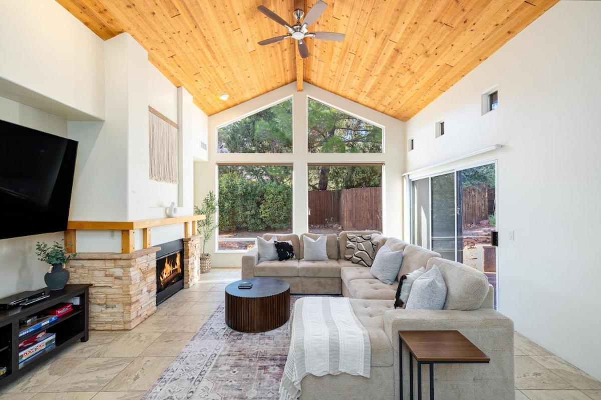 NEW The Andante with spectacular backyard oasis view 3