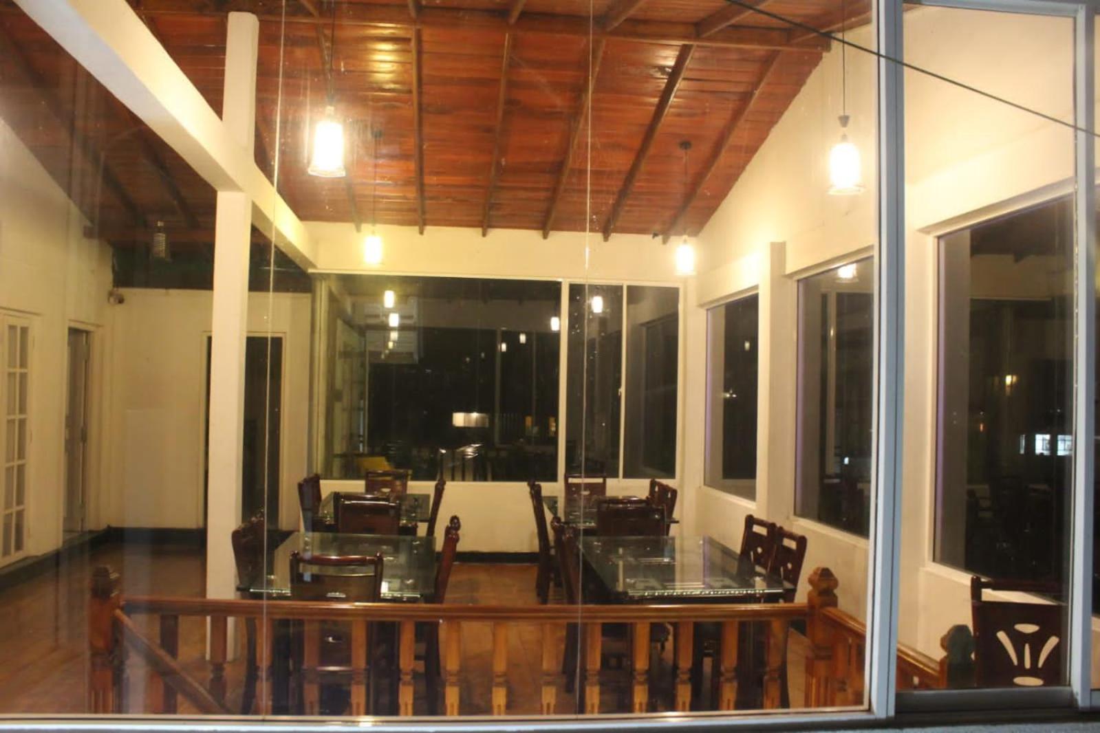 Maha Royal Hotel