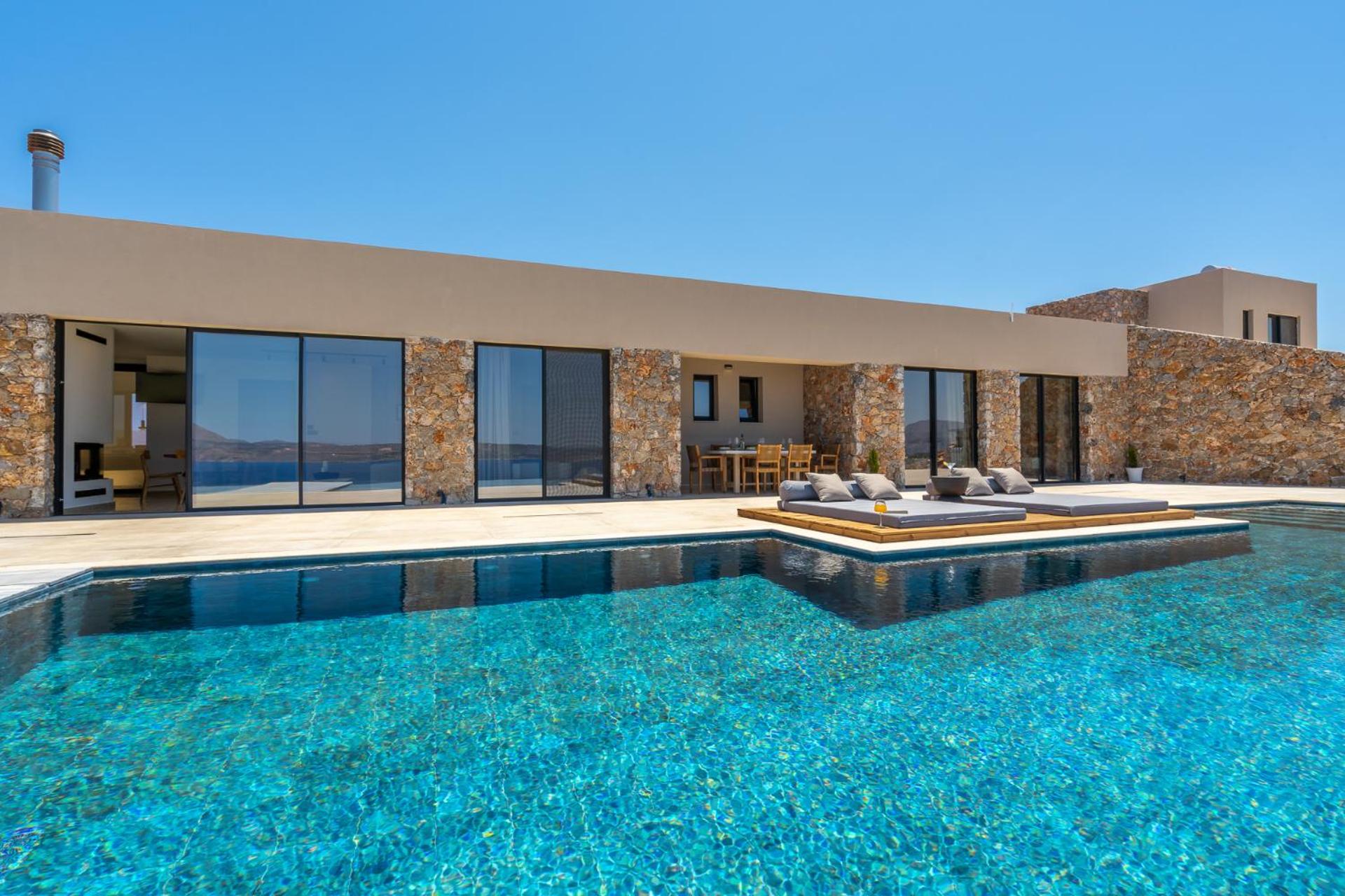 ARion Aesthesis Villa Fire Pit & Heated Pool